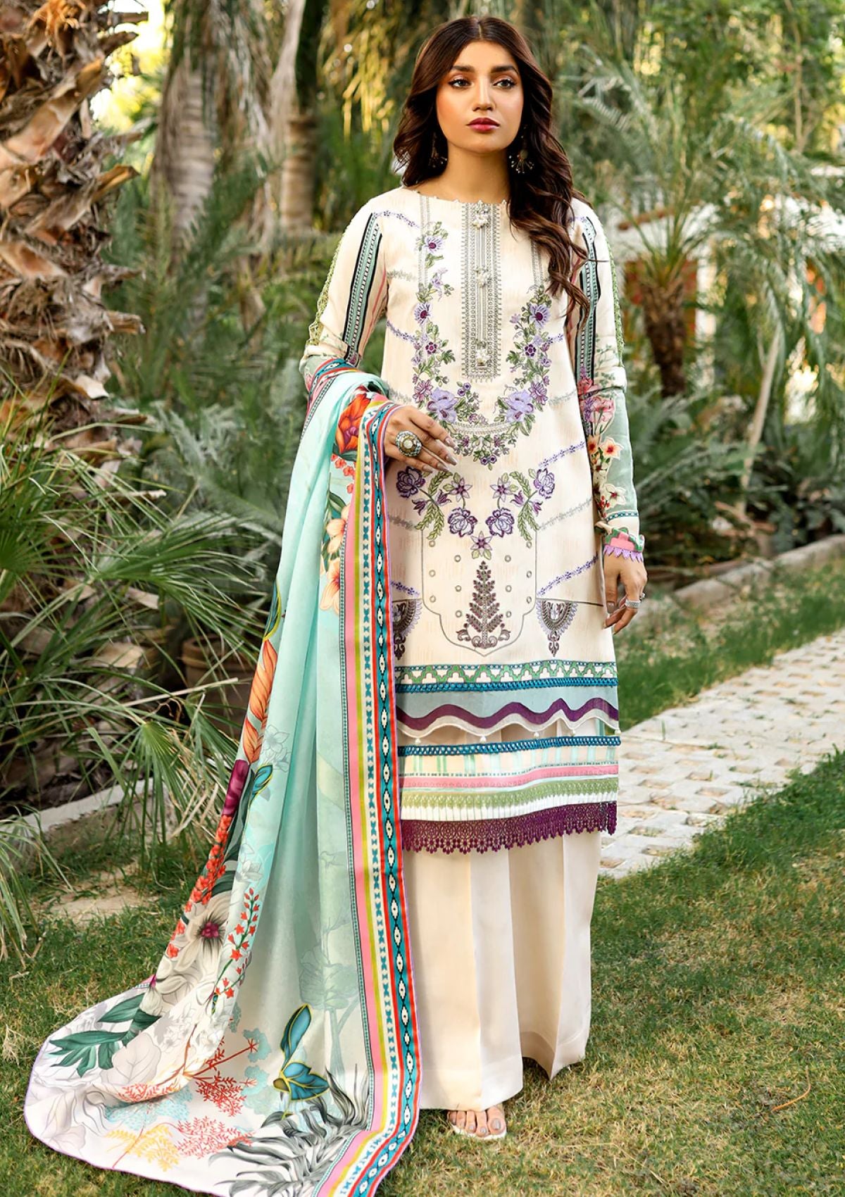 Winter Collection - Bin Ilyas - Maya Jahan - D#762 B