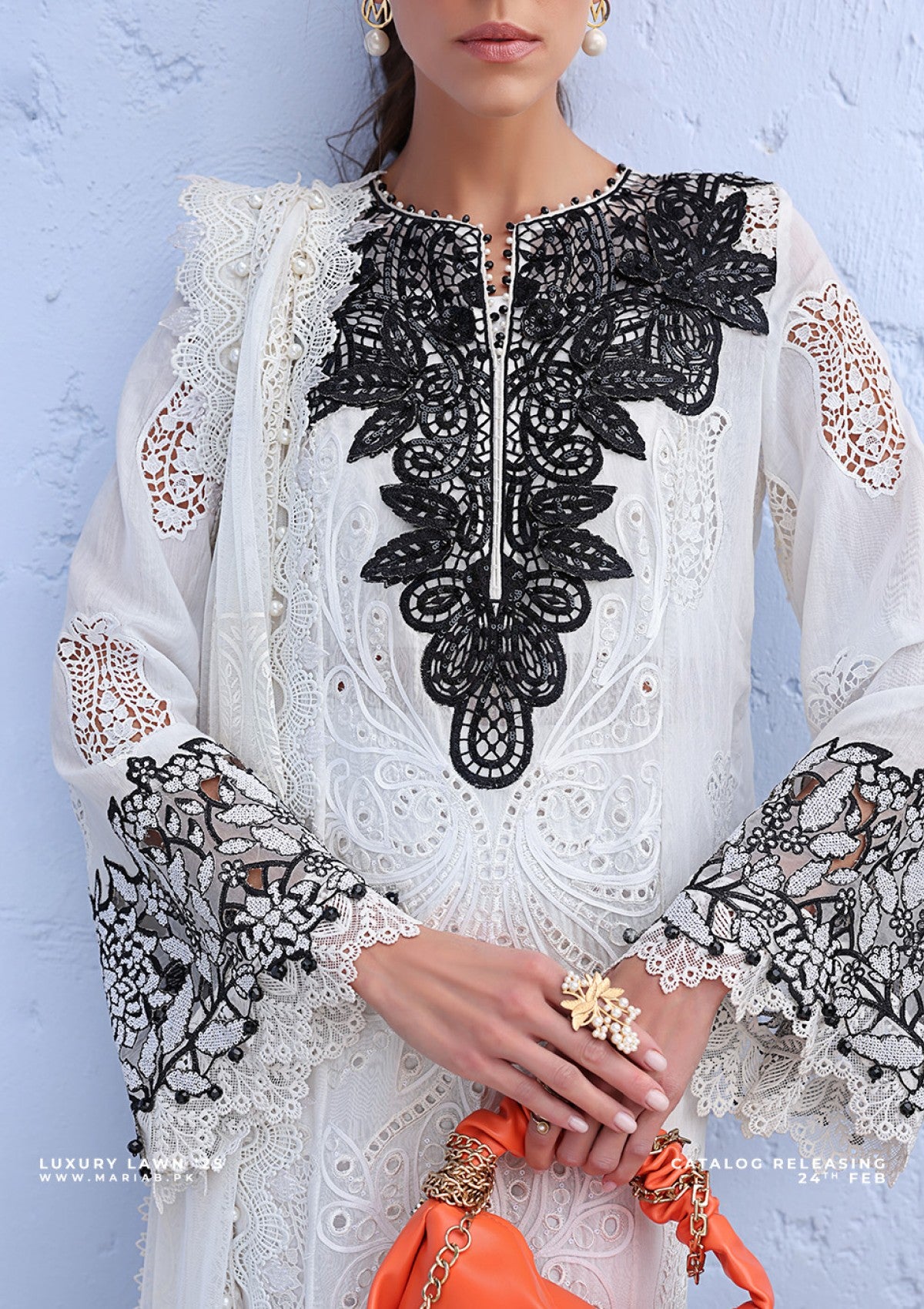 Lawn Maria B Voyage à Luxe MBV25#5A – Saleem Fabrics Traditions