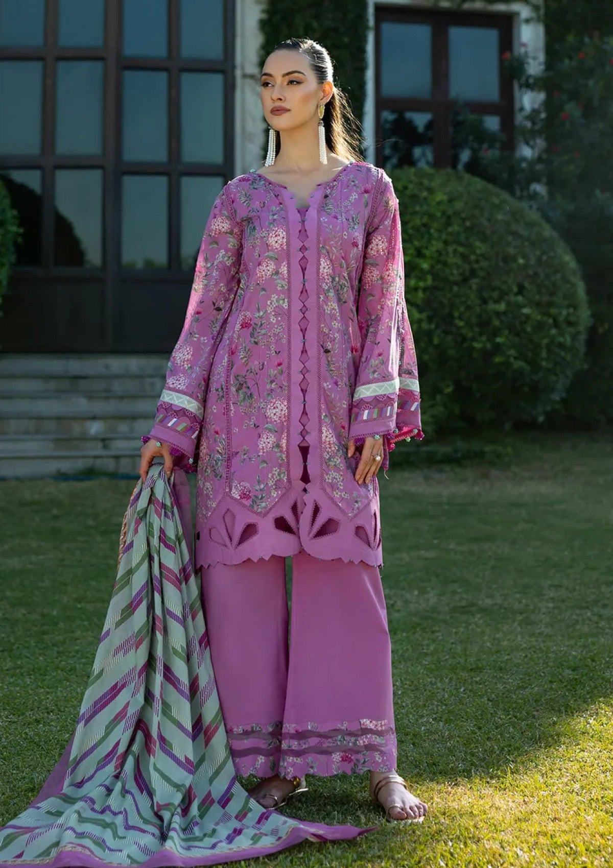 Lawn - Elaf Premium - Prints 25 - EPE-04B - FUCHSIA FANTASY