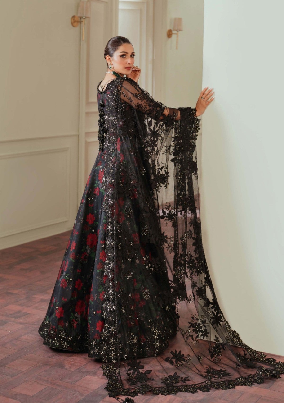 Formal Collection - Baroque - Chantelle - Embroidered - BQU-Ch13-05