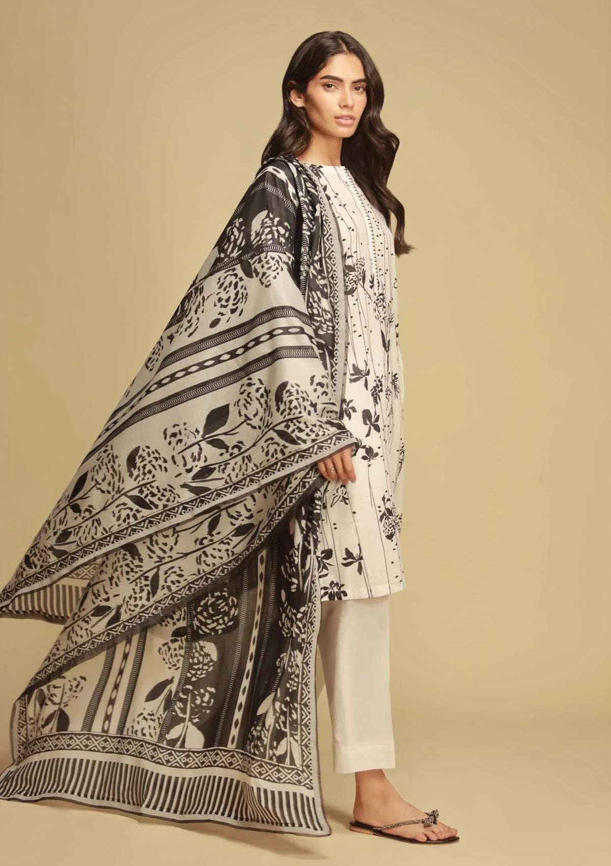 Lawn Collection - Sahar - Monochrome - SBW-23-02