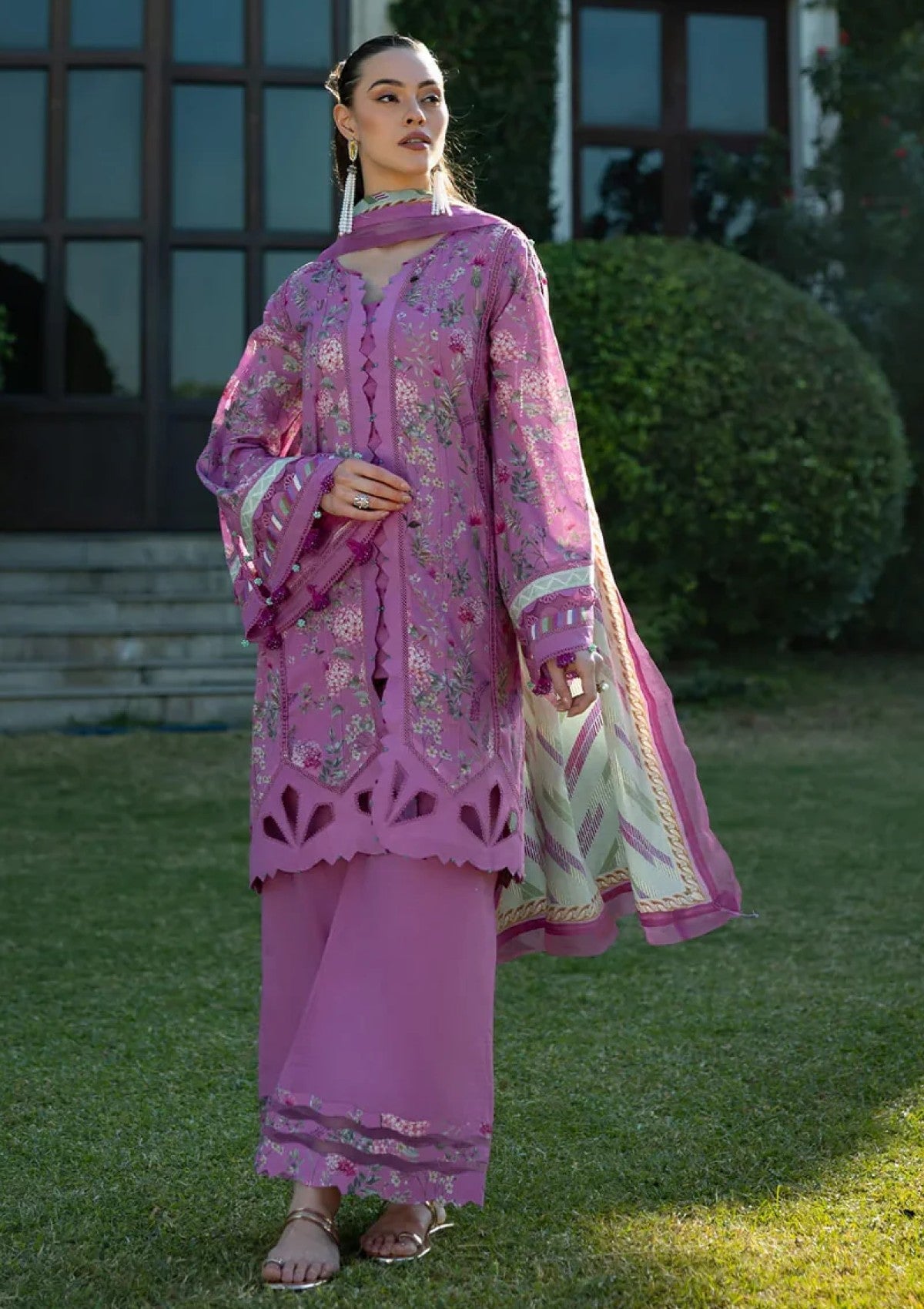 Lawn - Elaf Premium - Prints 25 - EPE-04B - FUCHSIA FANTASY