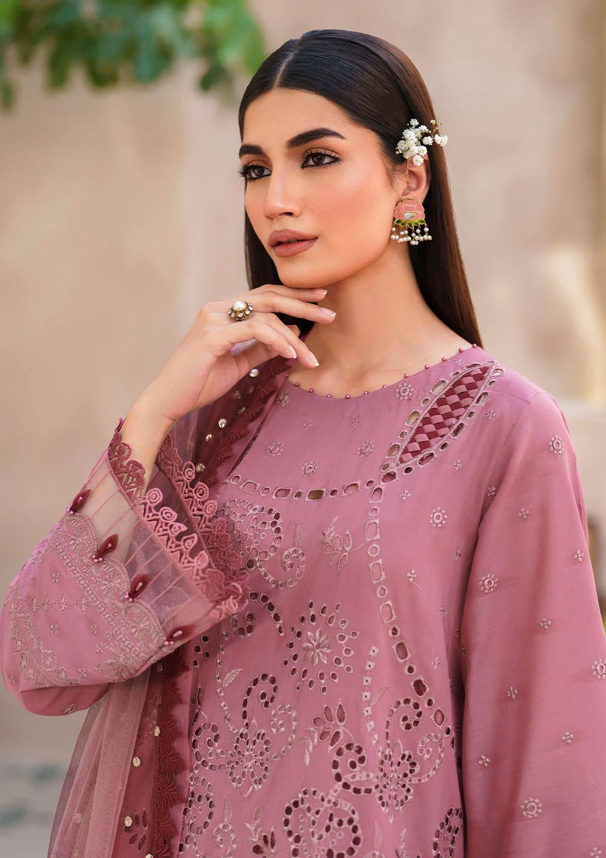 Lawn Collection - Nureh - Dhoop Kinaray 24 - NLB#136