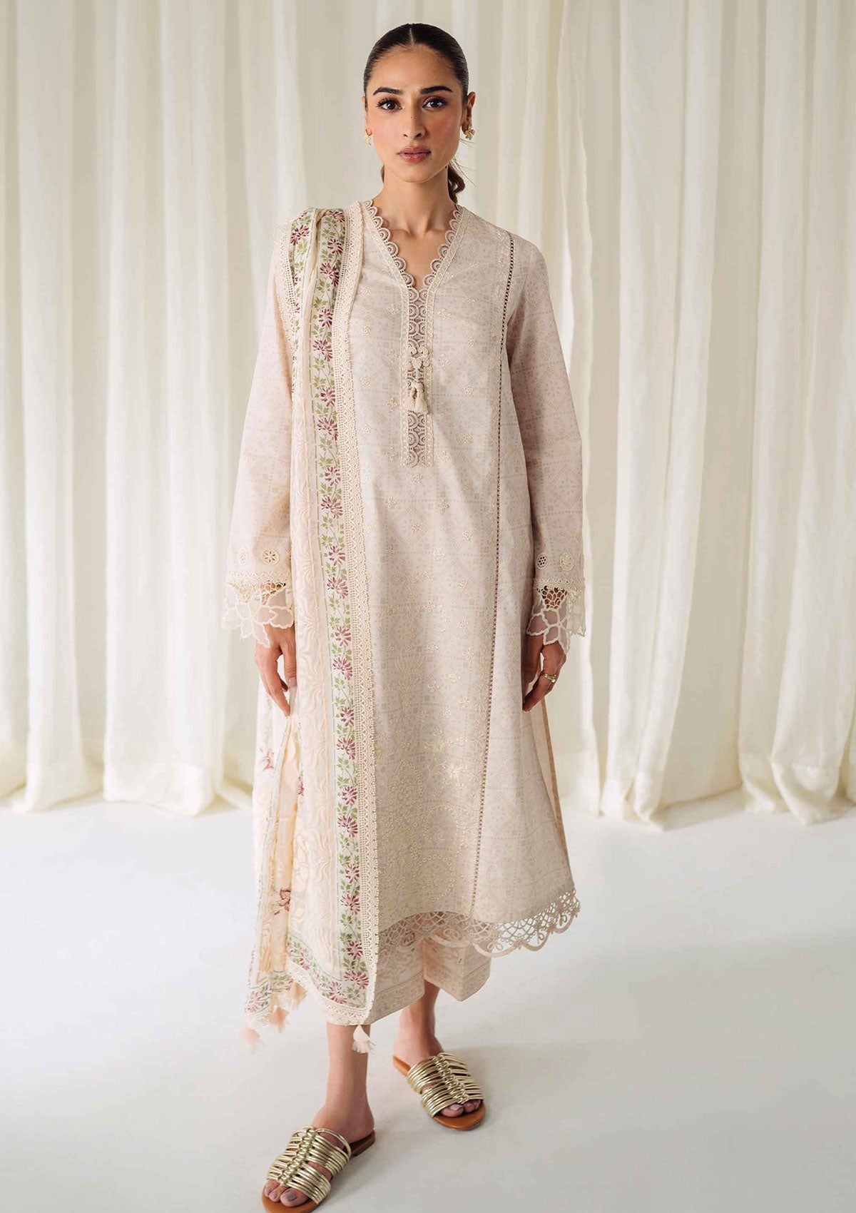 Lawn Collection - Qalamkar - Q Prints 24 - AR#02 - Elea