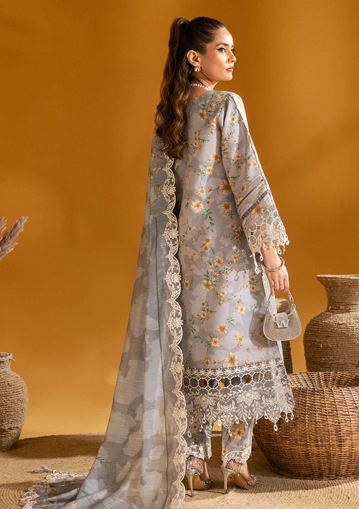 Lawn Collection - Alizeh - Maahi - AM24#10 - Lina