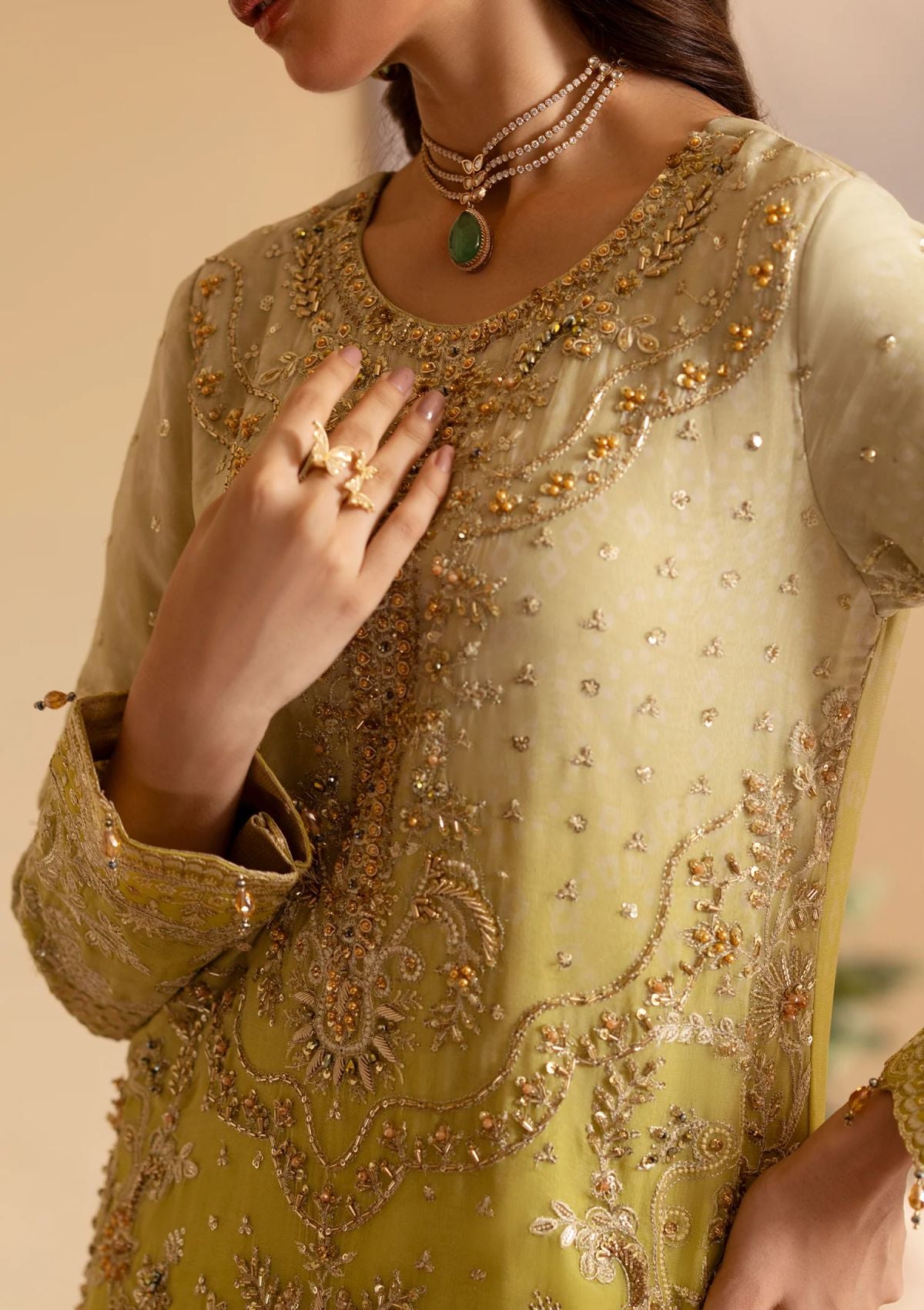 Formal Collection - Emaan Adeel - Romansiyyah Luxury 24 - Sabian