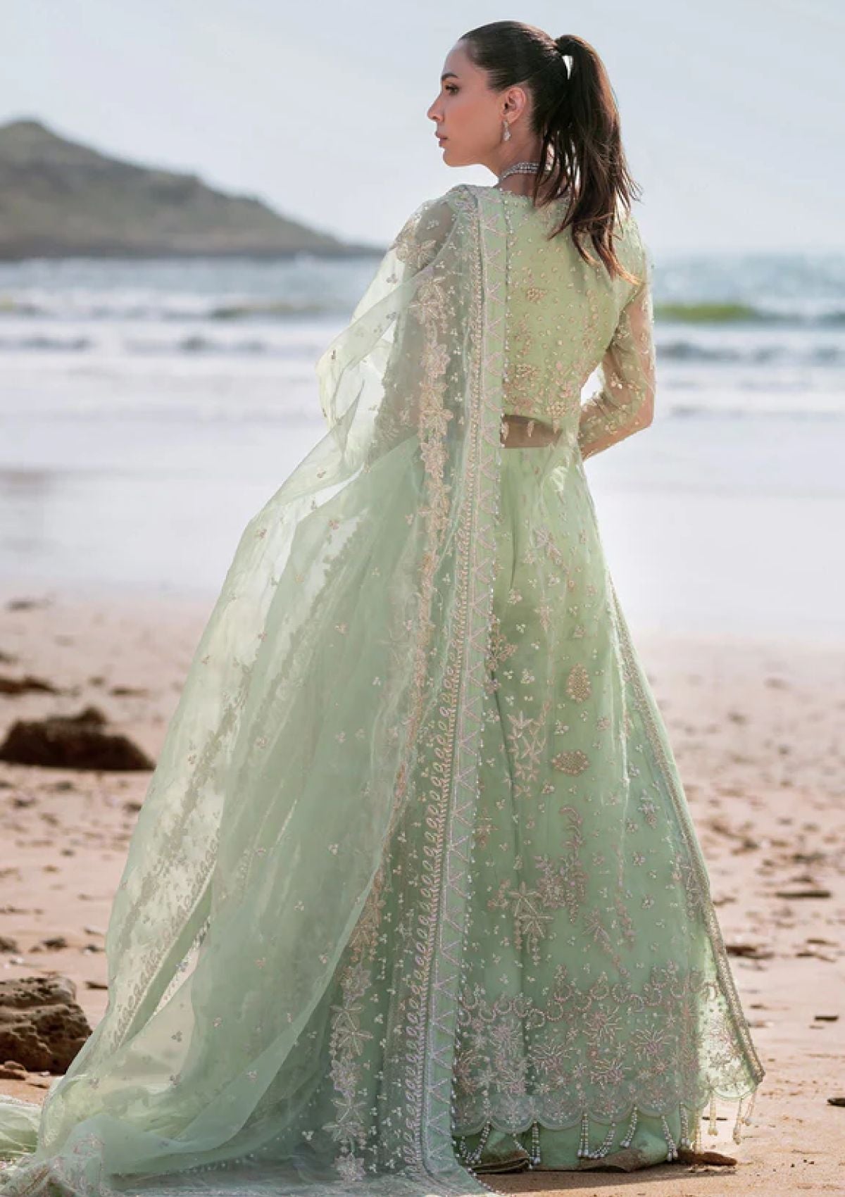 Formal Collection - Emaan Adeel - Reveuse Wedding - NOIR