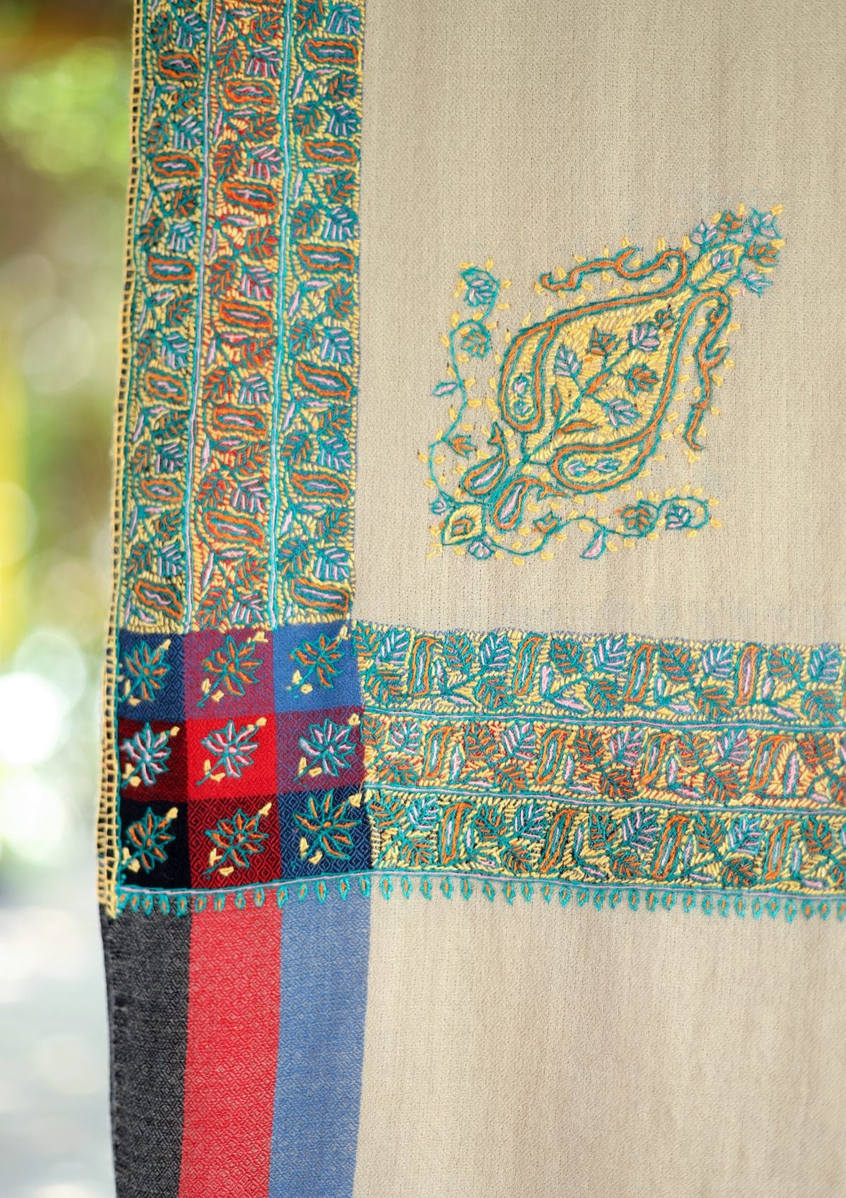 Pashmina Kashmiri Work Shawl D - 01