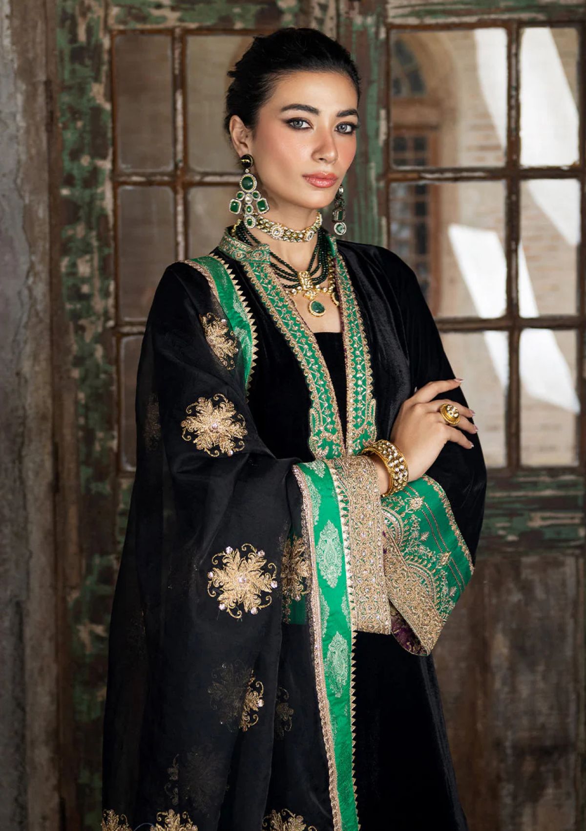 Winter Collection - Zainab Chottani - Velvet Unstitched 24 - D#1 - Vanya