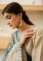 Winter - Humdum - Onora Embroidered Khaddar 26 - D#02