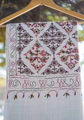 Wool Ari Work Shawl D - 25 - Fawn