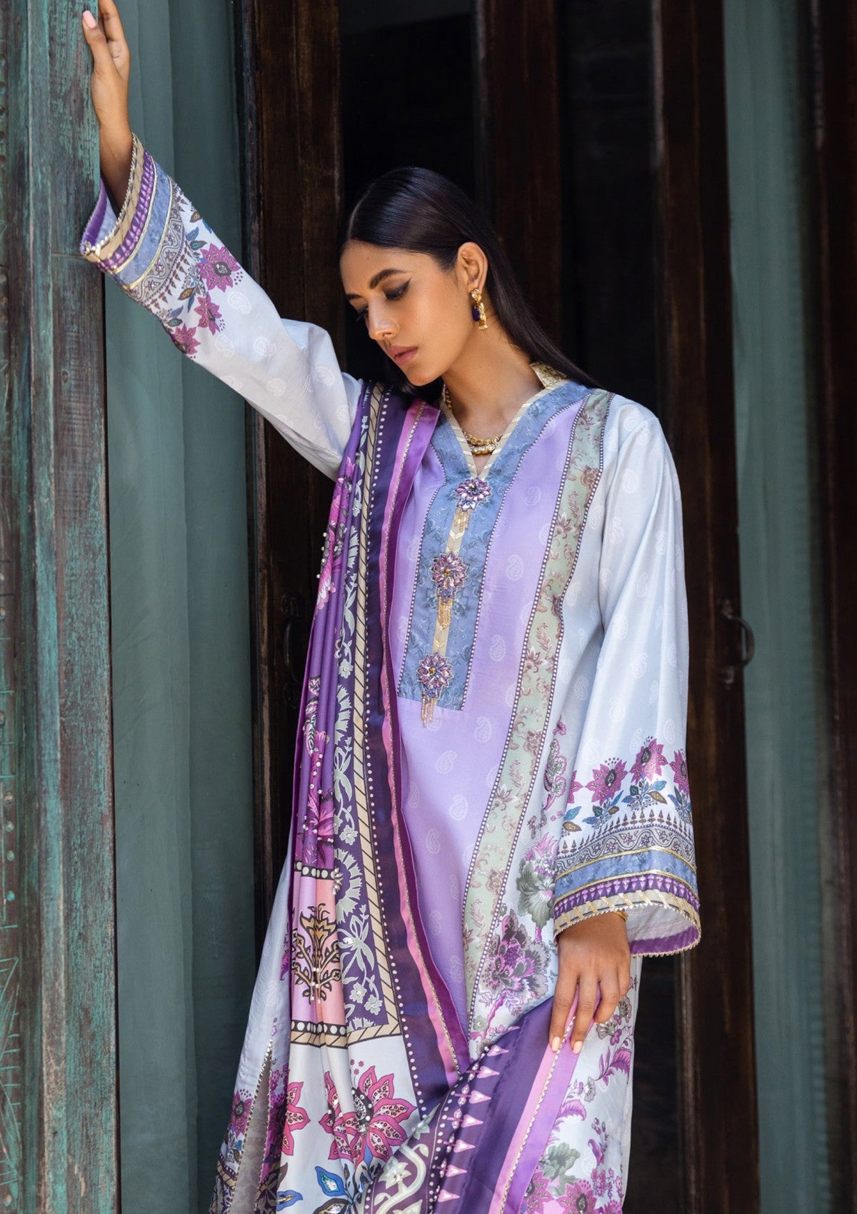 Winter Collection - Mushq - Nirvana - Silk Edit - MN24#06 - Viola