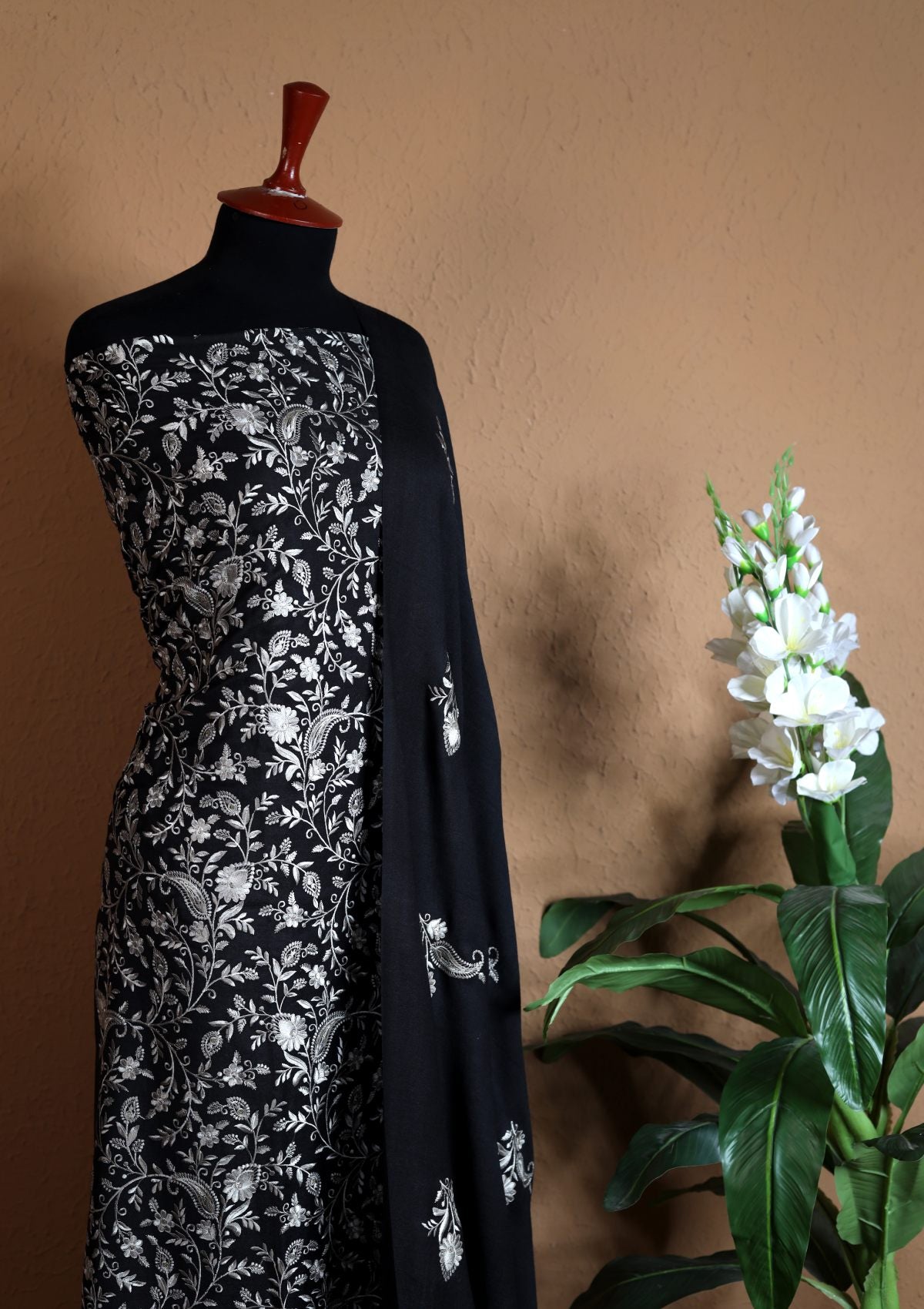 Winter Collection - Riwaj - Pashmina Embroidered Suit - Volume II - D#08 (A)