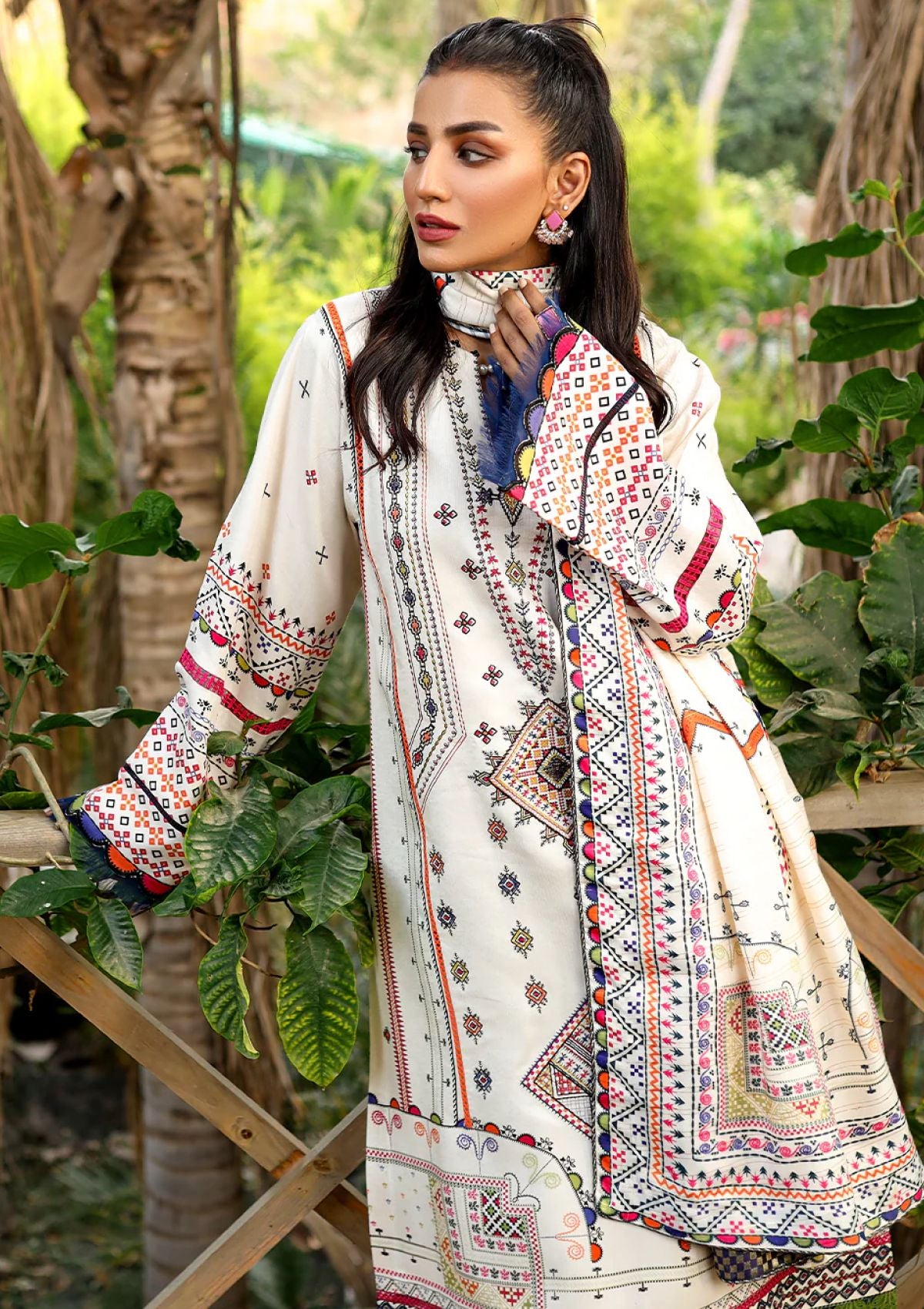 Winter Collection - Bin Ilyas - Maya Jahan - D#764 A