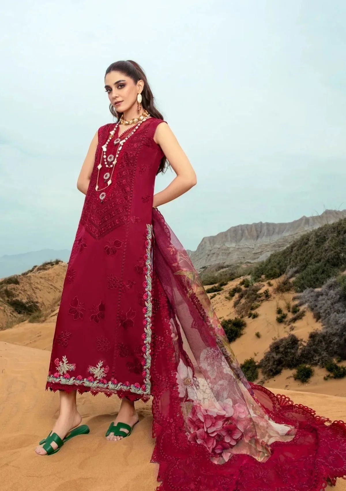 Lawn Collection - Saira Shakira - Crimson - Lawn 24 - D#3A - Lillie de Jong - Cherry