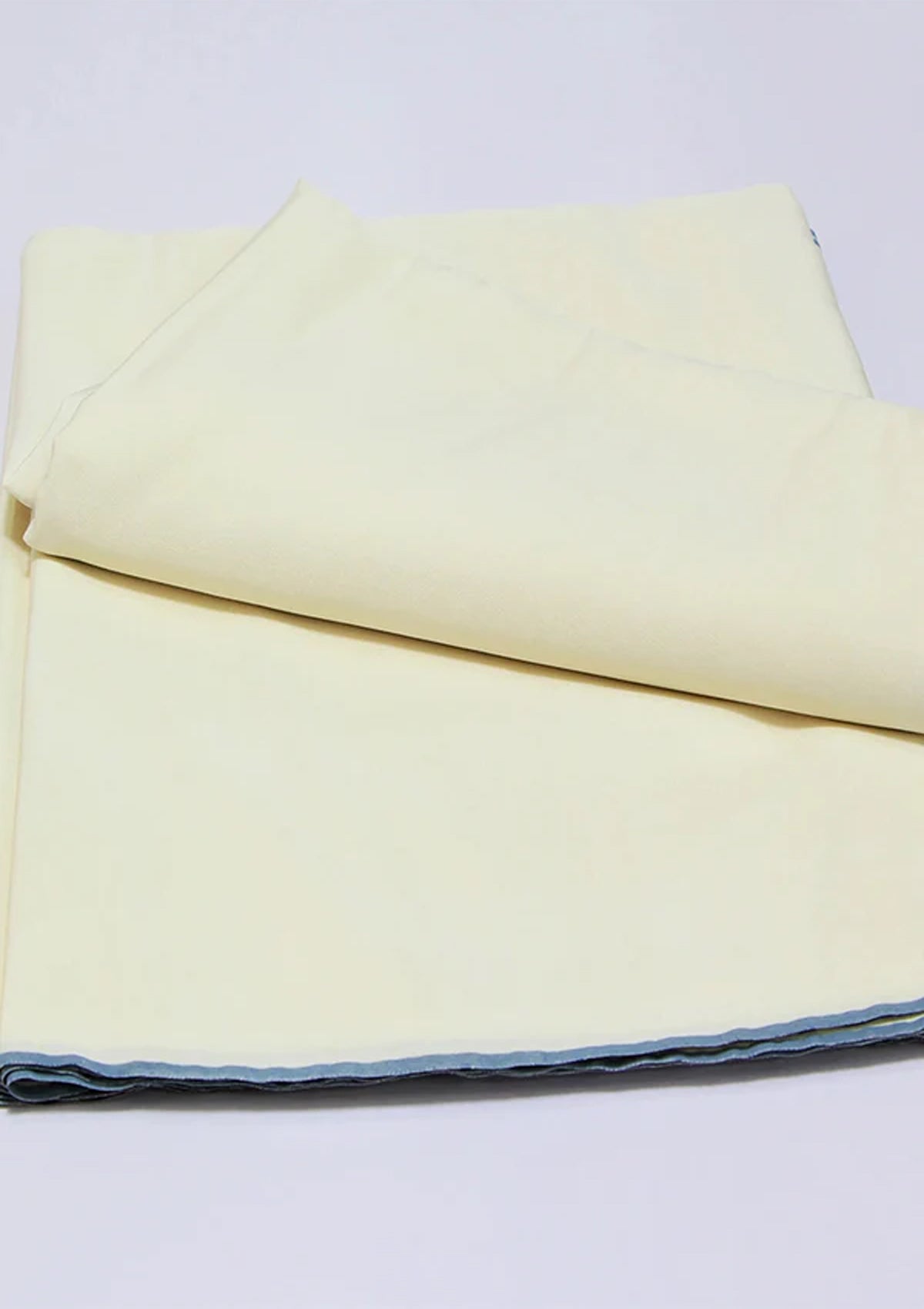 China Boski 6 Pound Blue Selvage - Cream