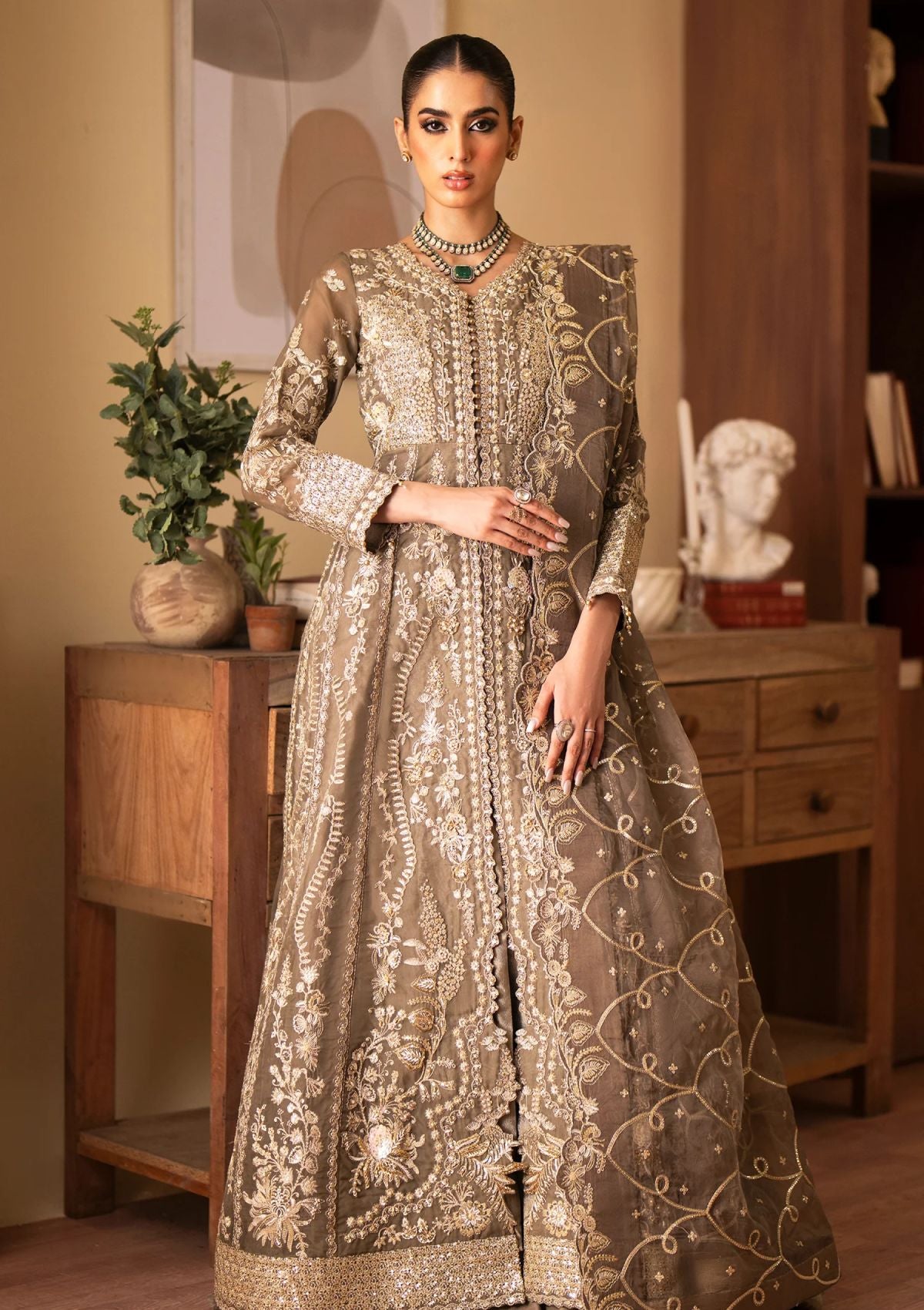 Formal Collection - Emaan Adeel - Romansiyyah Luxury 24 - Yesra