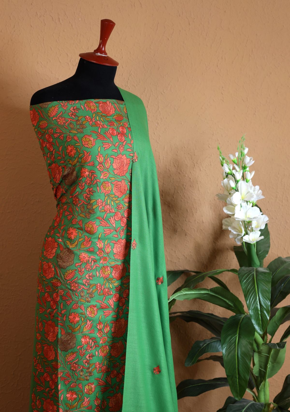 Winter Collection - Riwaj - Pashmina Embroidered Suit - Volume II - D#07 (E)