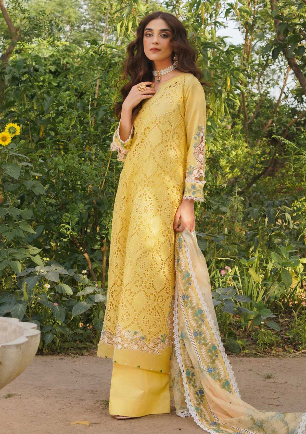 Lawn Collection - MM Manara - Luxury Lawn 24 - ML#05 - Nehaal