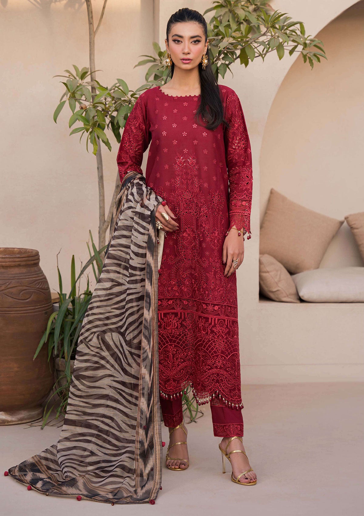 Lawn Collection - Neeshay - Symphony - Luxury - Cadence