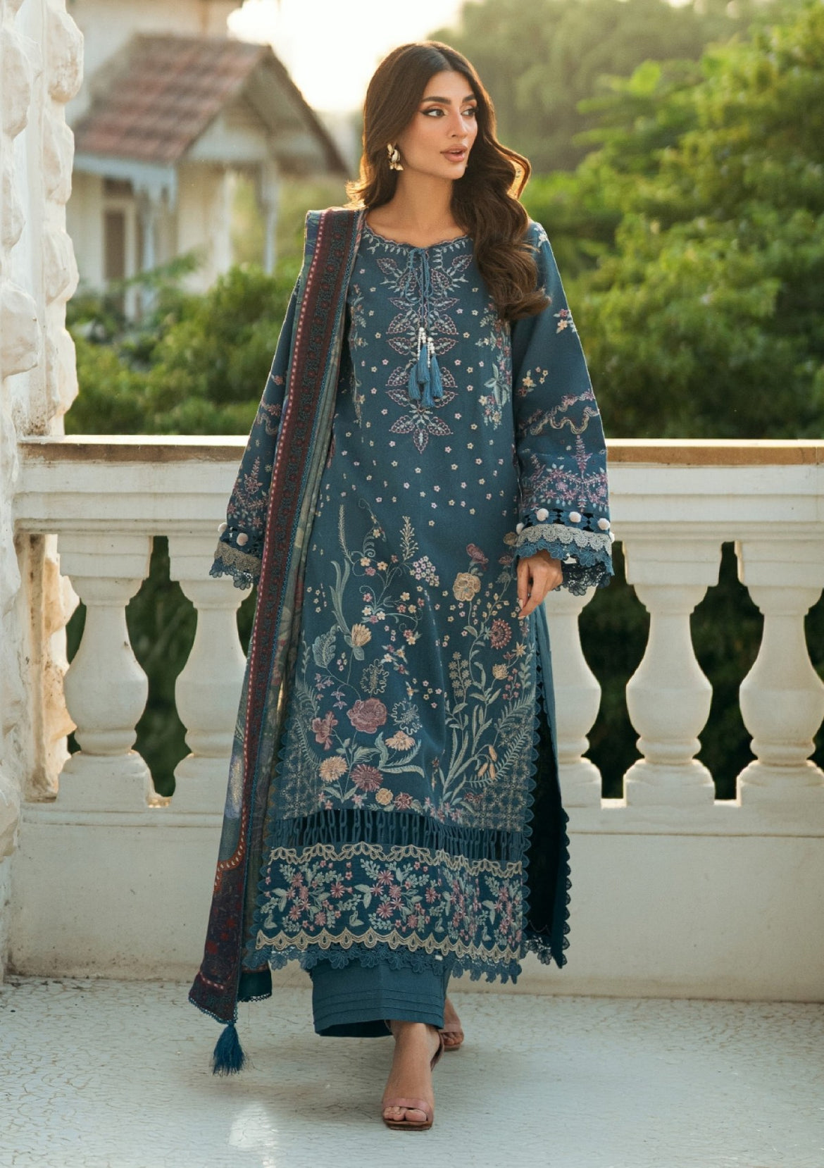 Buy Elegant Winter Wear for Women – Saleem Fabrics Traditions