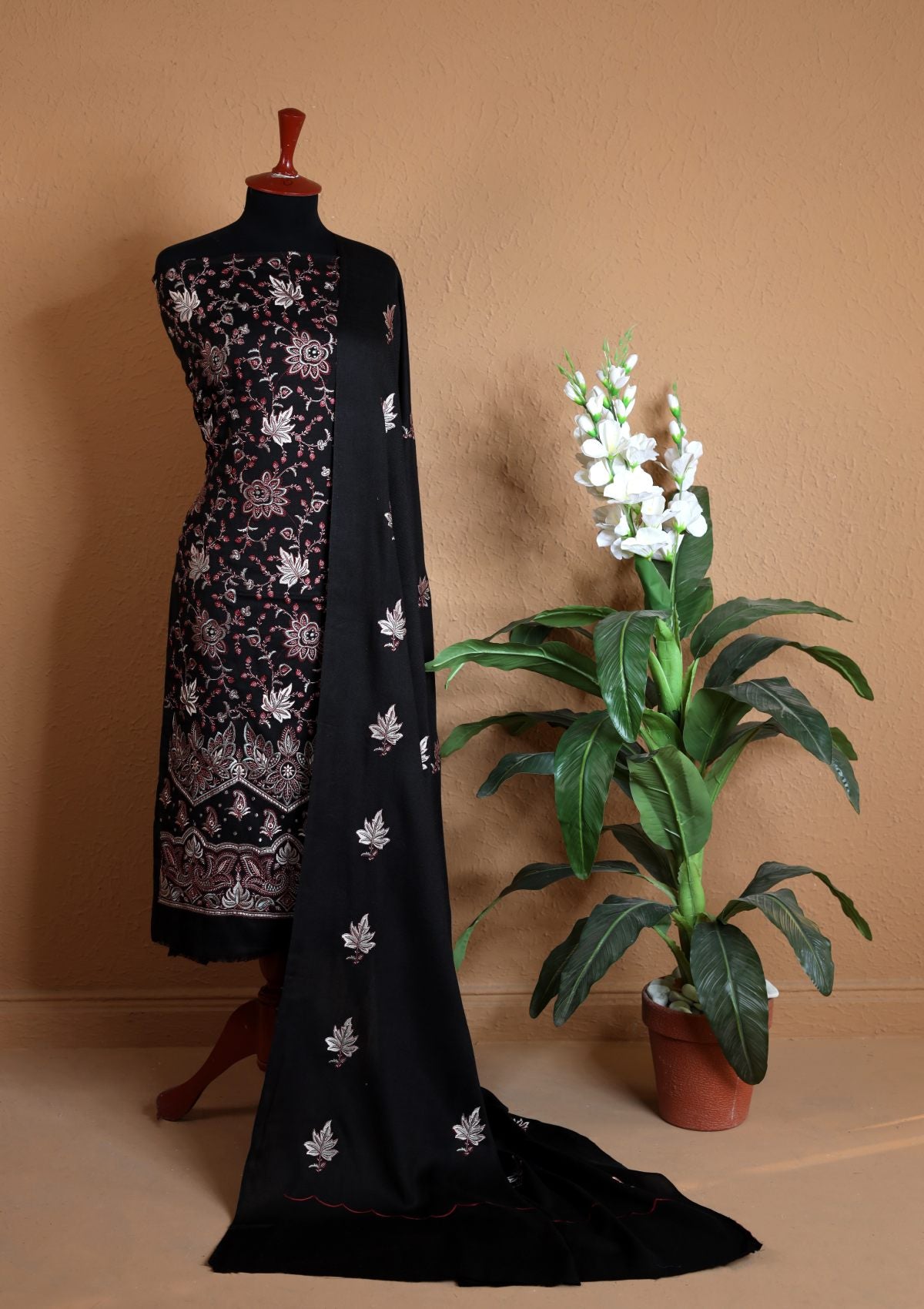 Winter Collection - Riwaj - Pashmina Embroidered Suit - Volume II - D#07 (D)