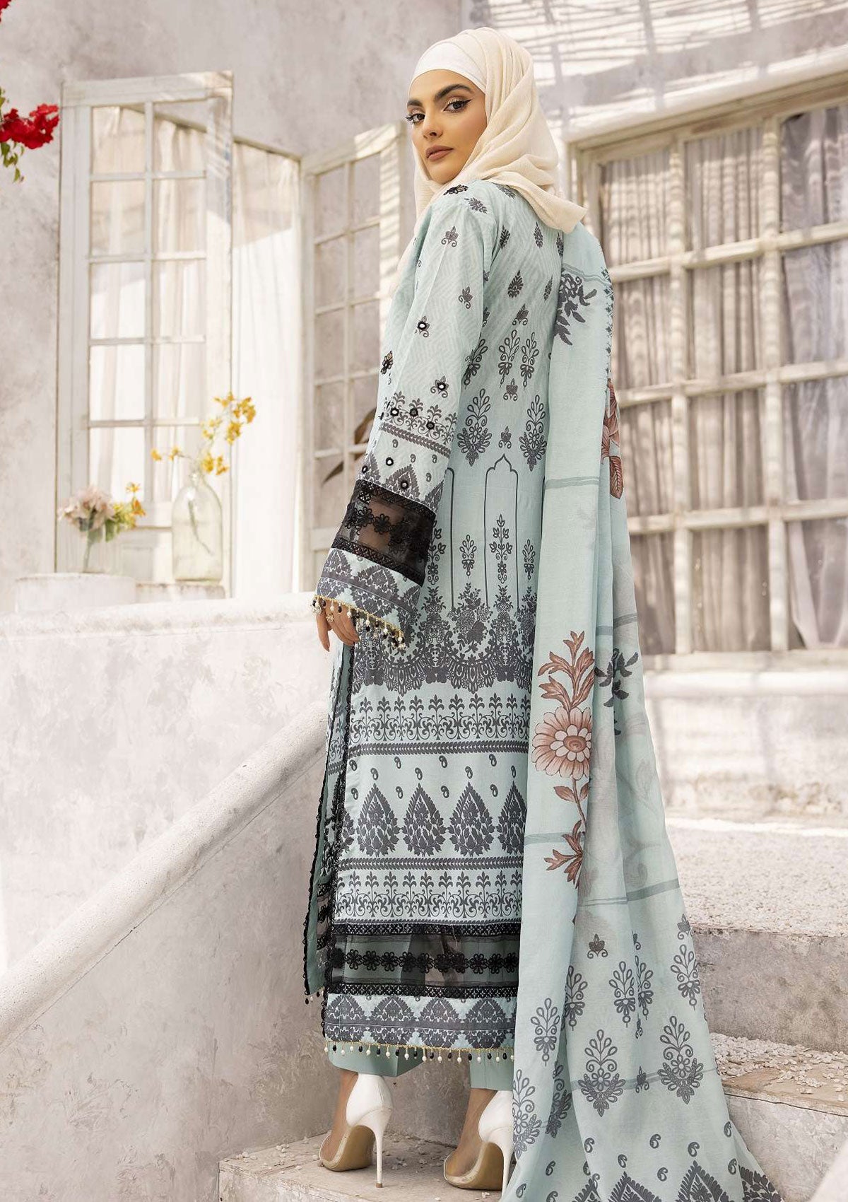 Lawn Collection - Dua - Gul-e-Zarki - Sapphire - DGS24#07