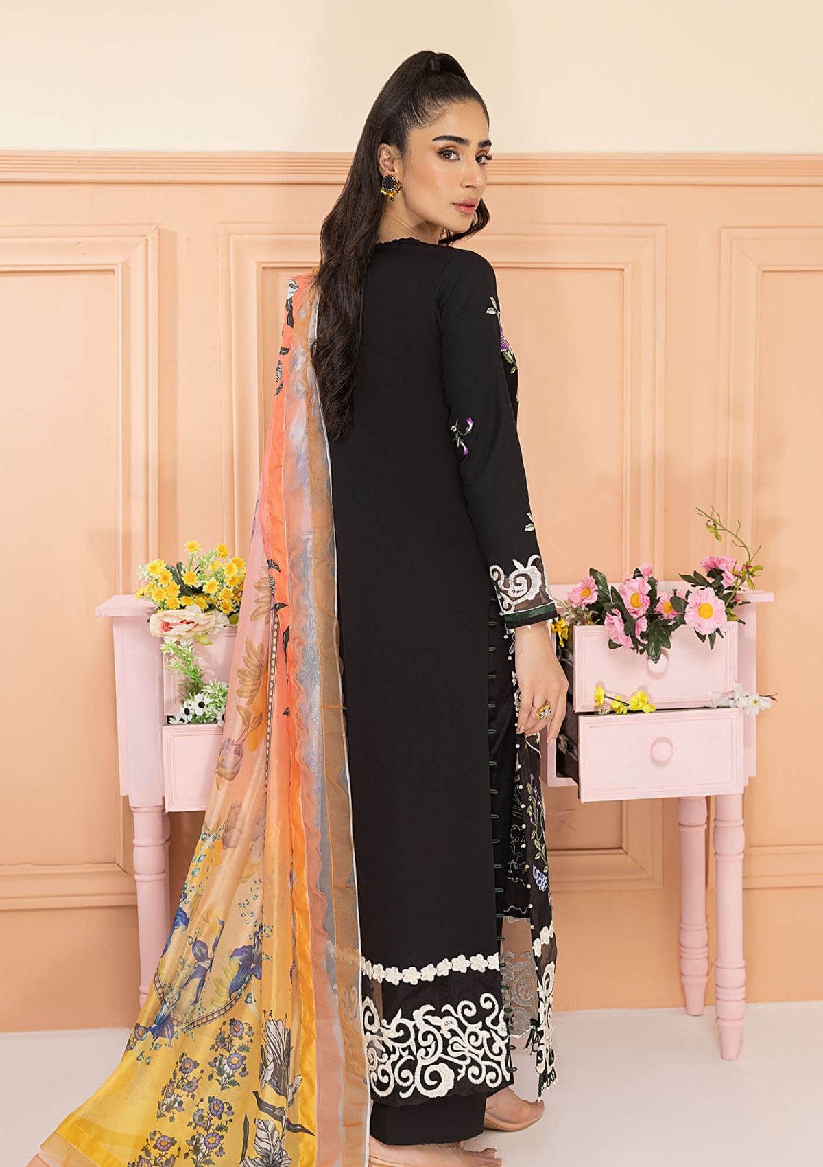 Lawn Collection - Asifa & Nabeel - Aleyna - V02 - MIDNIGHT (ALV-03 ...