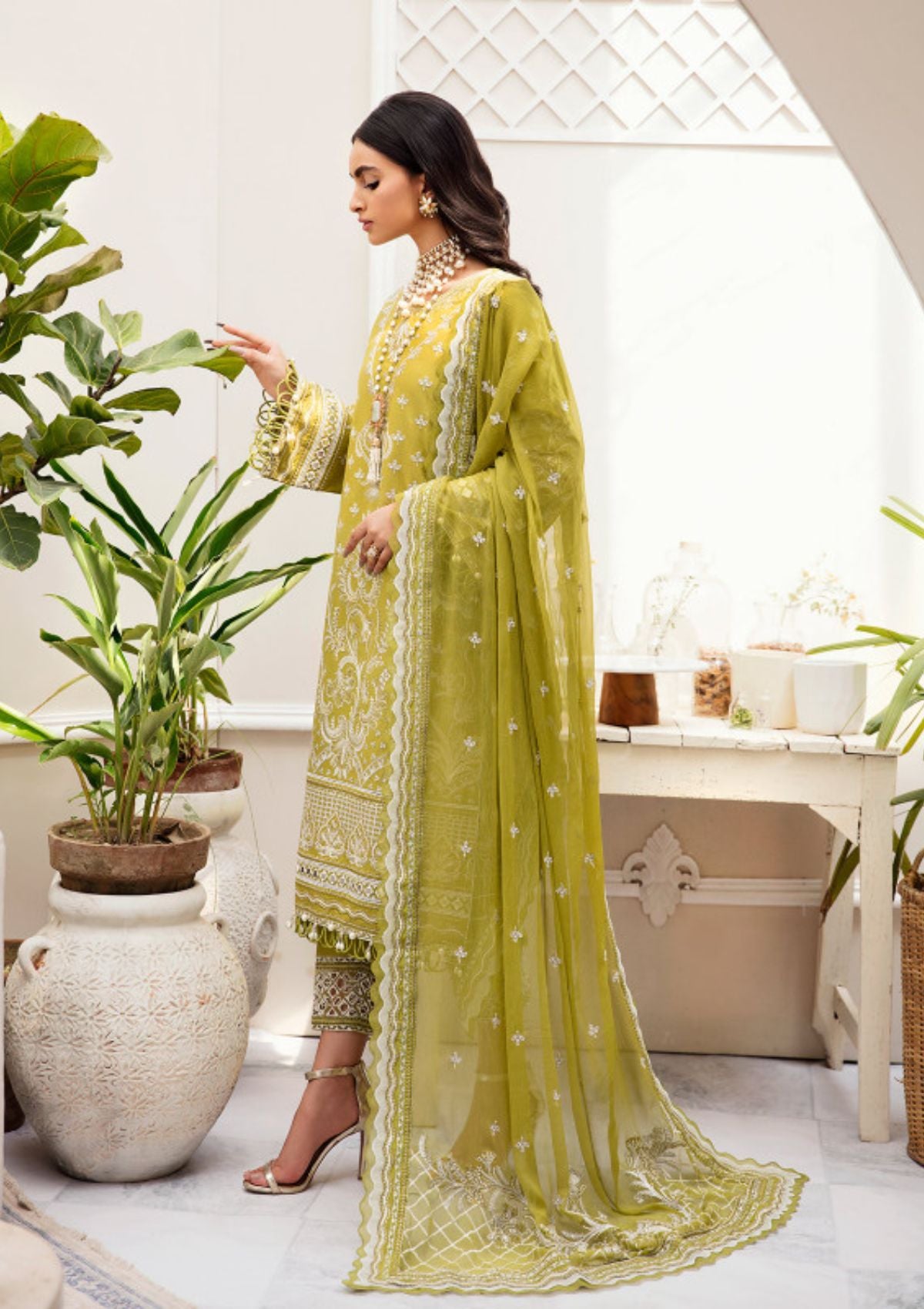 Lawn Collection - Gulaal - Luxury - V02 - D#8 - Aafaq