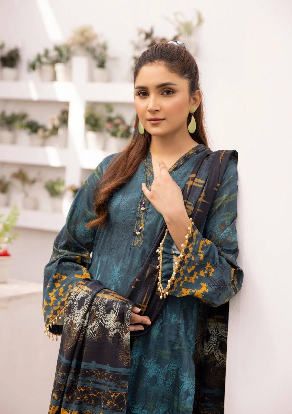Lawn Collection - Art n Style - Monsoon Volume 1 - D#13 – Saleem Fabrics