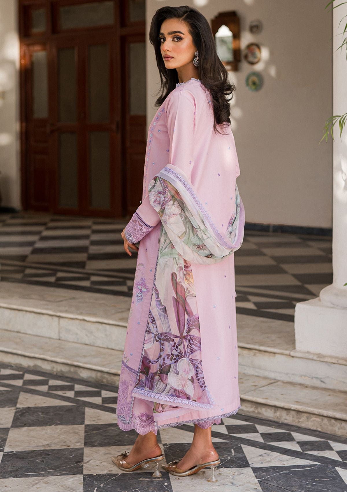 Lawn Collection - Roheenaz - Wisteria - S/S - RUN#25A (CYRA)