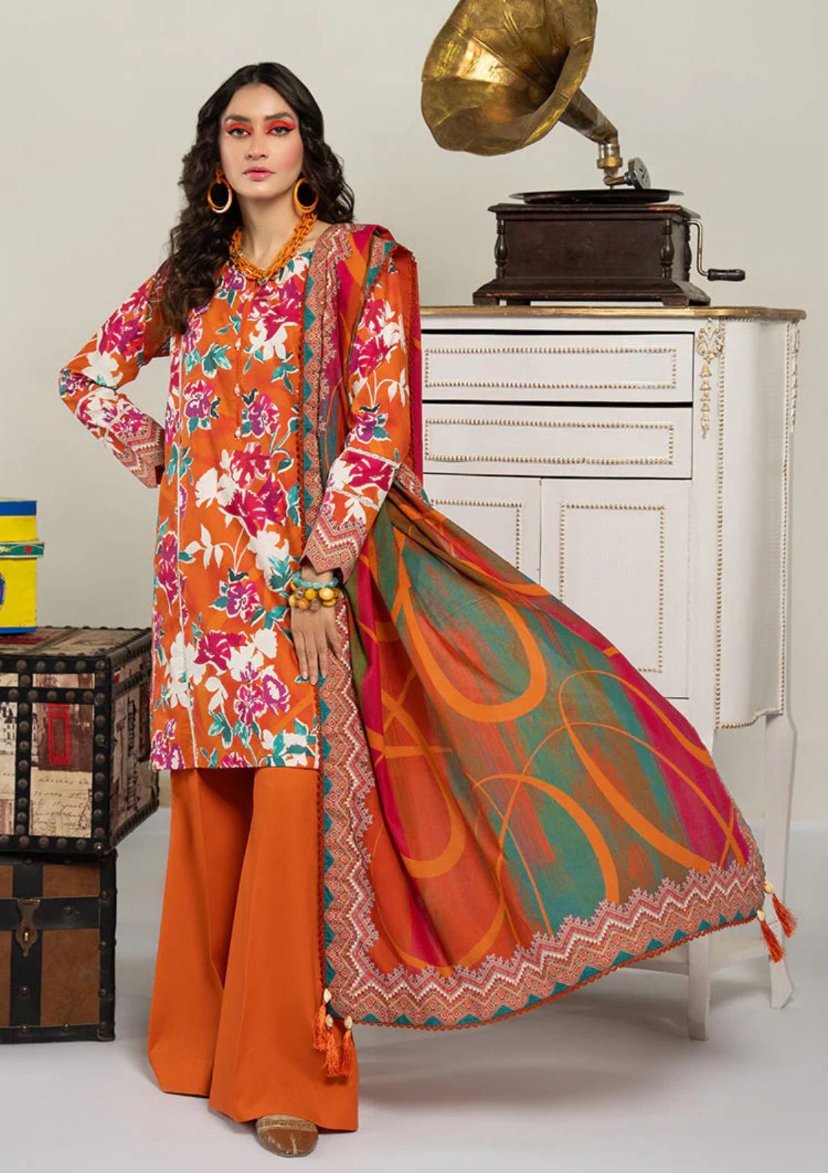 Lawn Collection - Ellena - Digital Printed 24 - EAS-L3-04-19