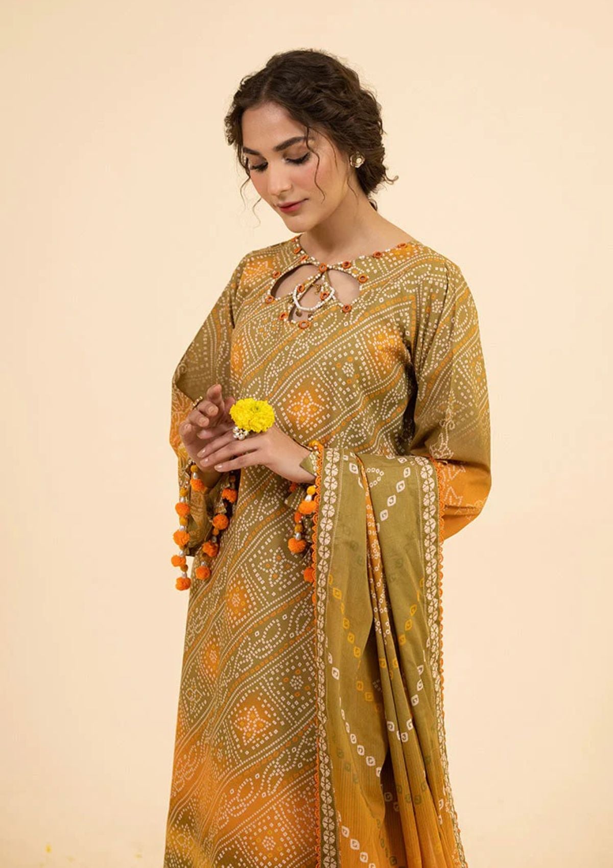 Lawn Collection - Ellena - Chunri 24 - EAS-L3-05-02