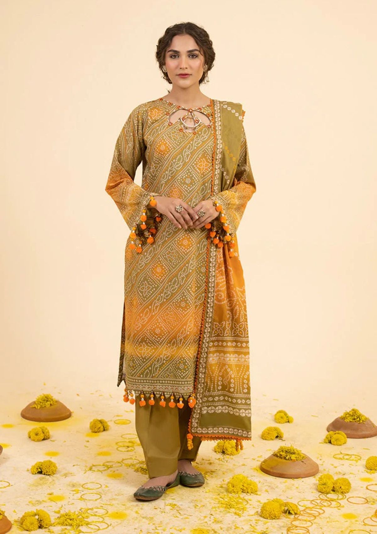 Lawn Collection - Ellena - Chunri 24 - EAS-L3-05-02