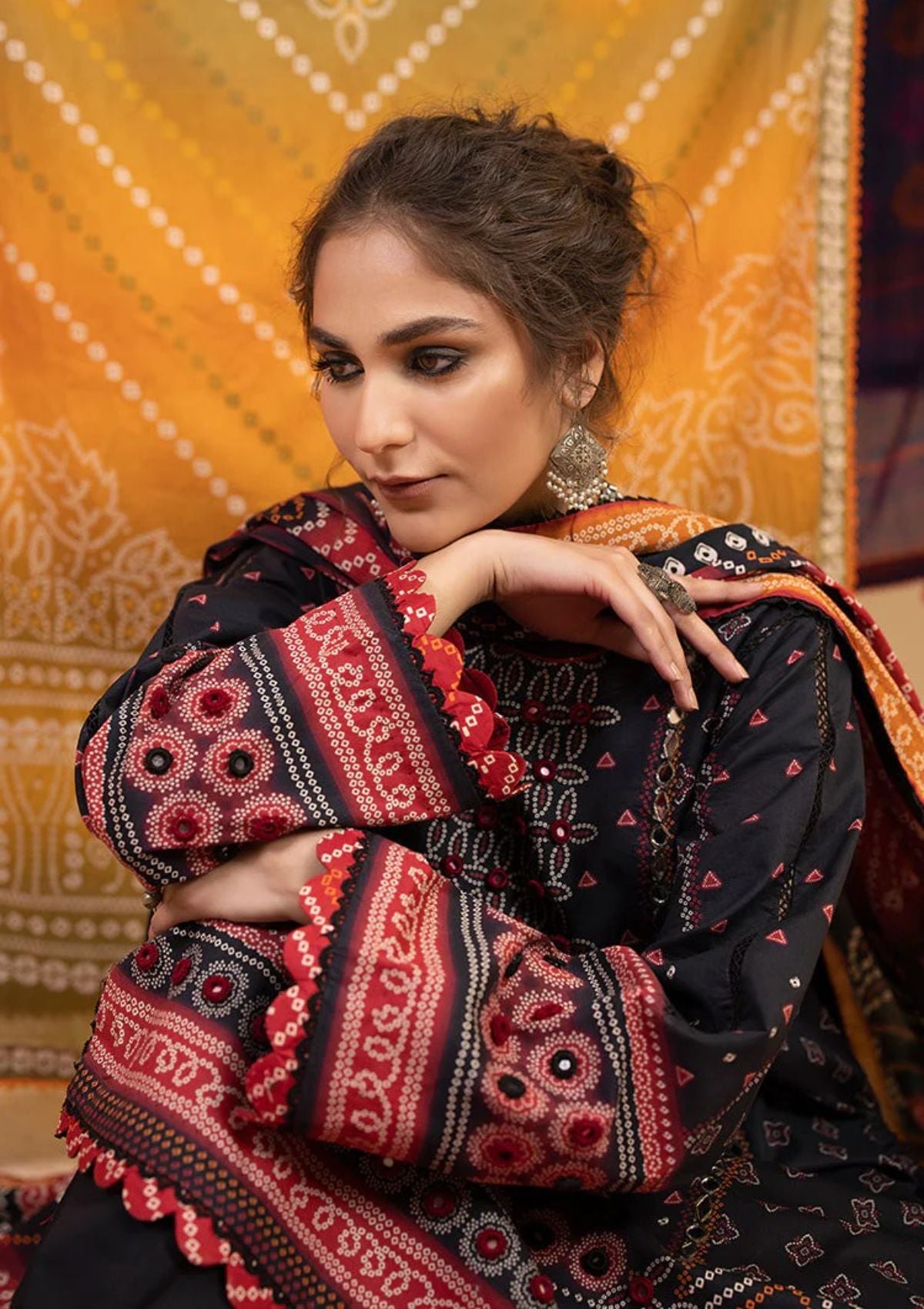 Lawn Collection - Ellena - Chunri 24 - EAS-L3-05-03