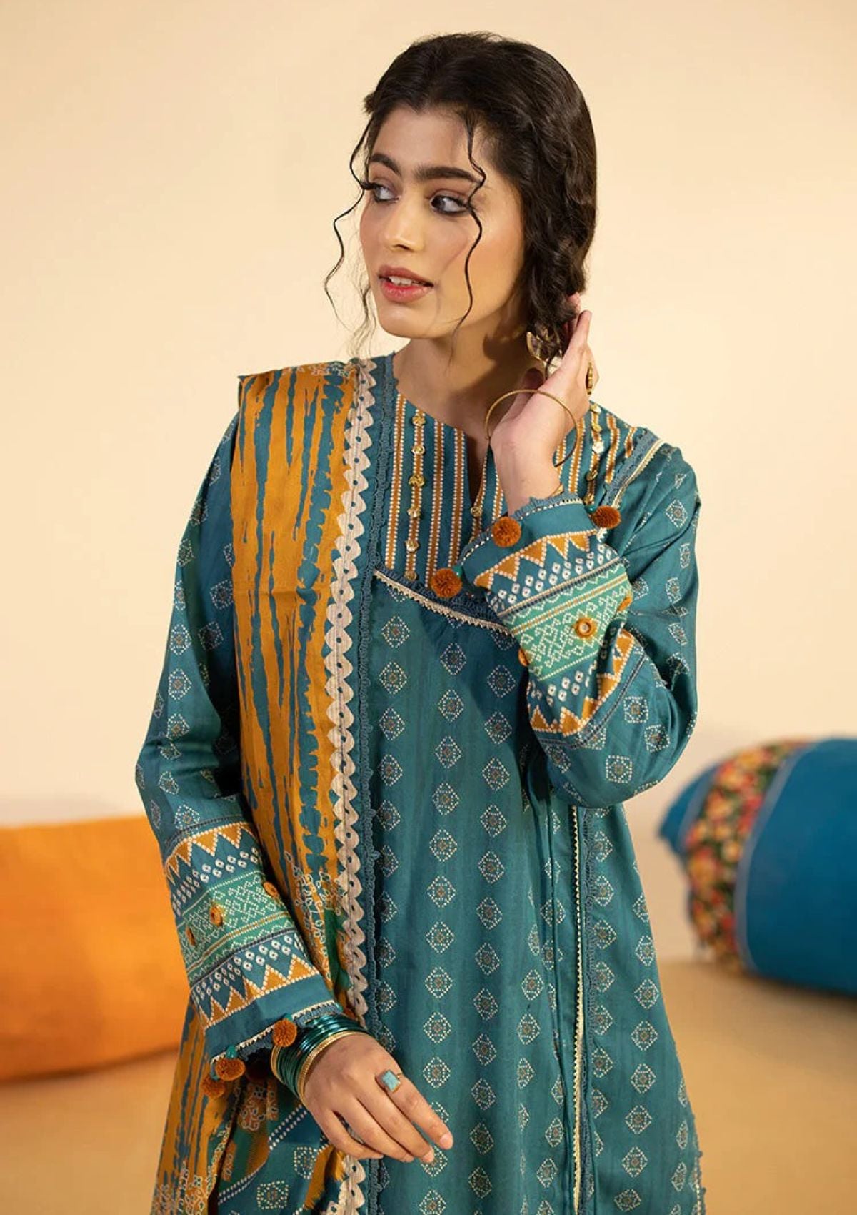 Lawn Collection - Ellena - Chunri 24 - EAS-L3-05-05