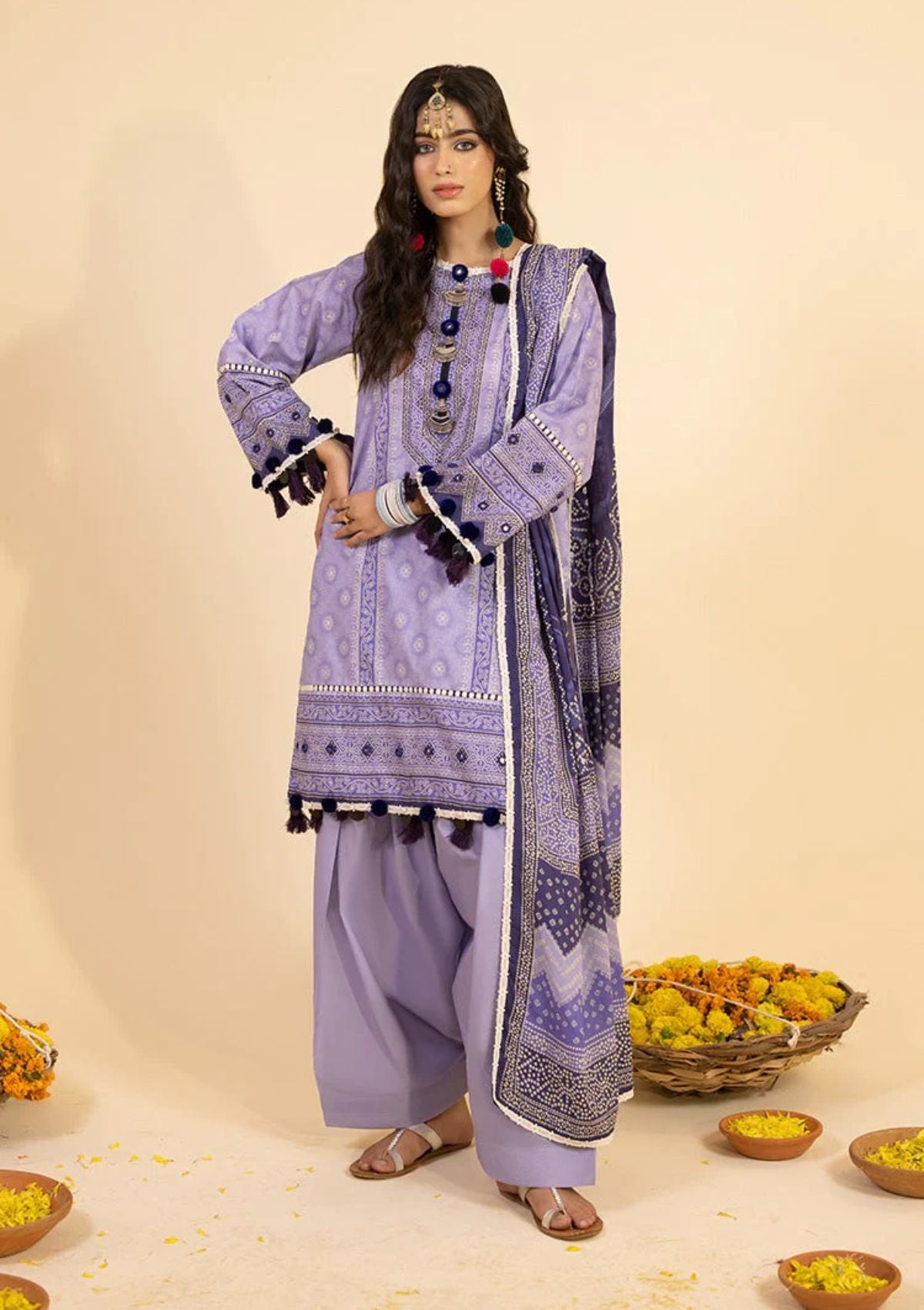 Lawn Collection - Ellena - Chunri 24 - EAS-L3-05-07