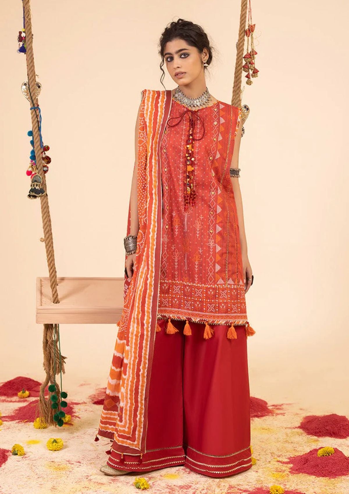 Lawn Collection - Ellena - Chunri 24 - EAS-L3-05-08