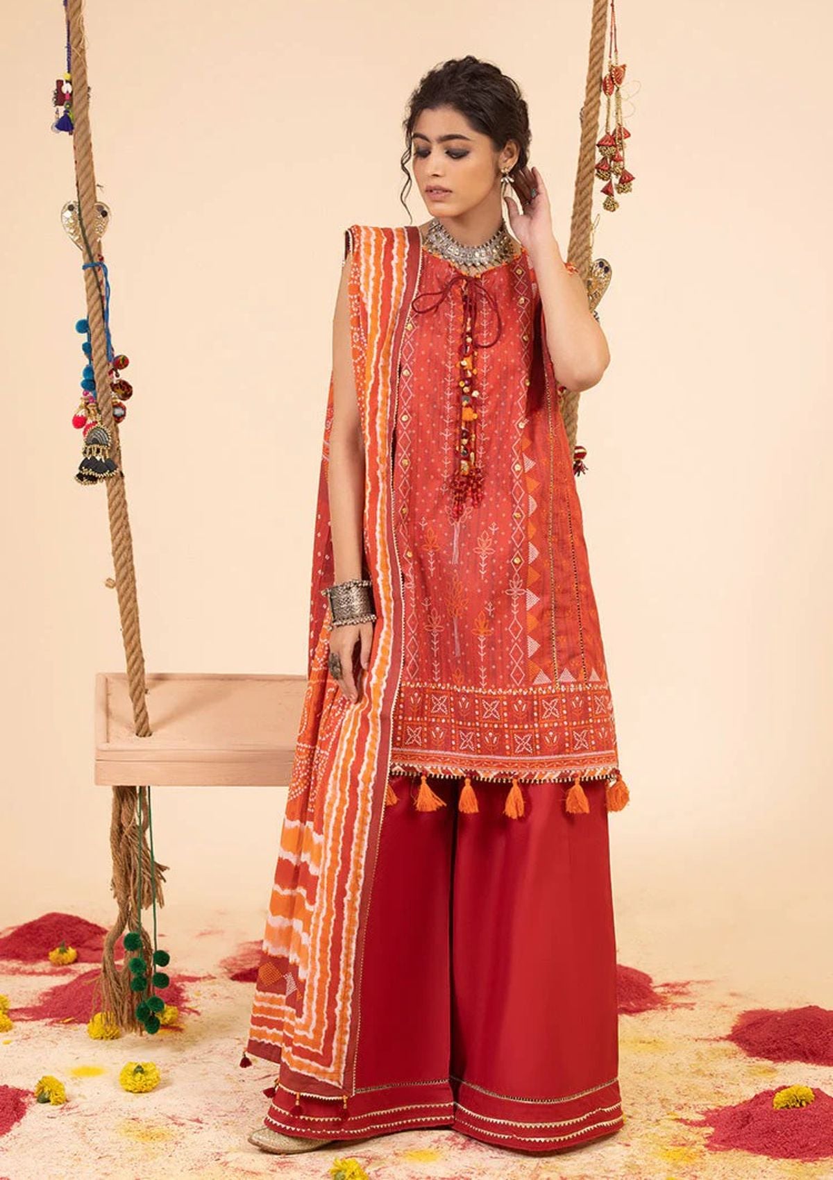 Lawn Collection - Ellena - Chunri 24 - EAS-L3-05-08