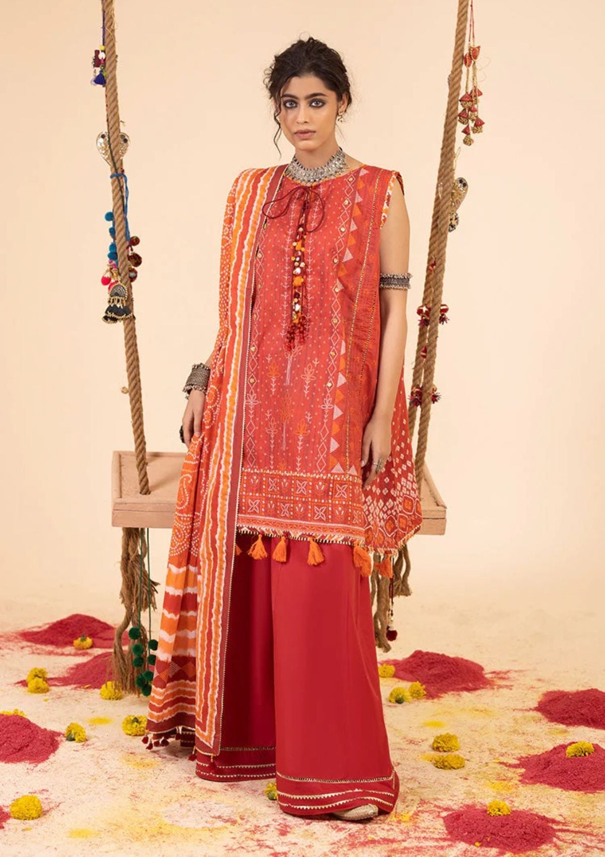 Lawn Collection - Ellena - Chunri 24 - EAS-L3-05-08