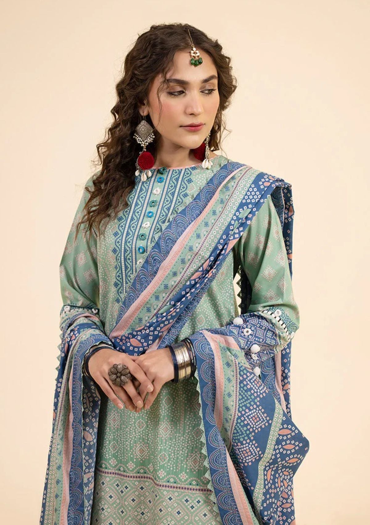 Lawn Collection - Ellena - Chunri 24 - EAS-L3-05-09