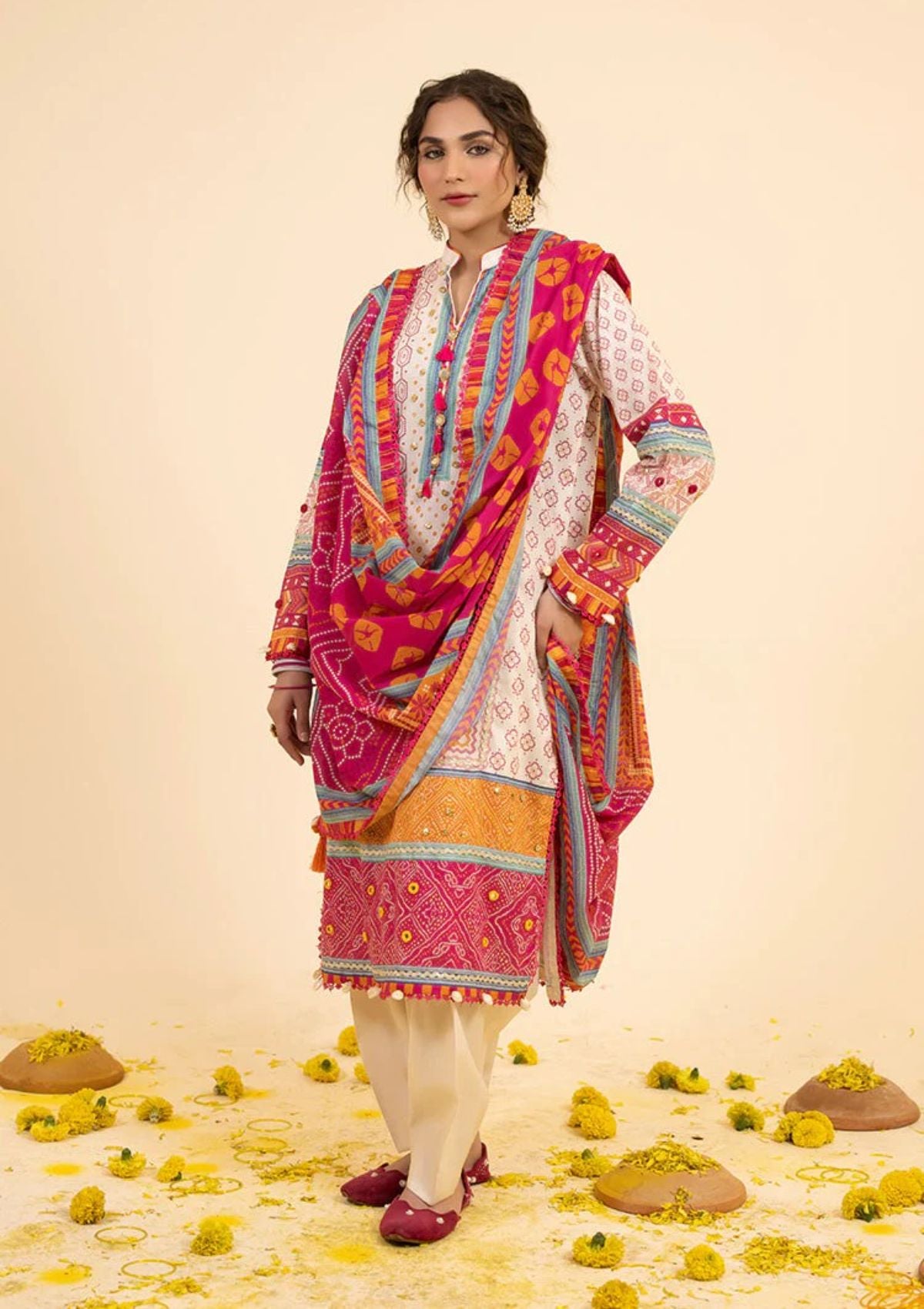 Lawn Collection - Ellena - Chunri 24 - EAS-L3-05-10