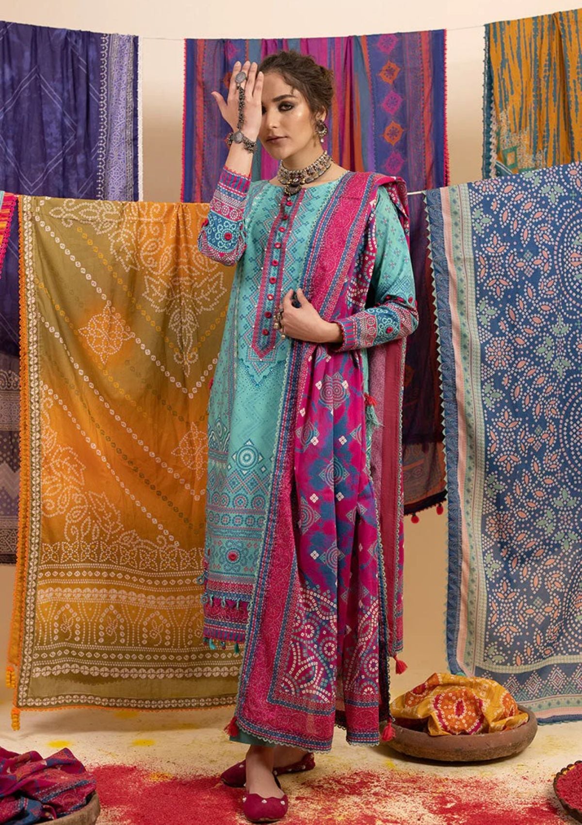 Lawn Collection - Ellena - Chunri 24 - EAS-L3-05-14