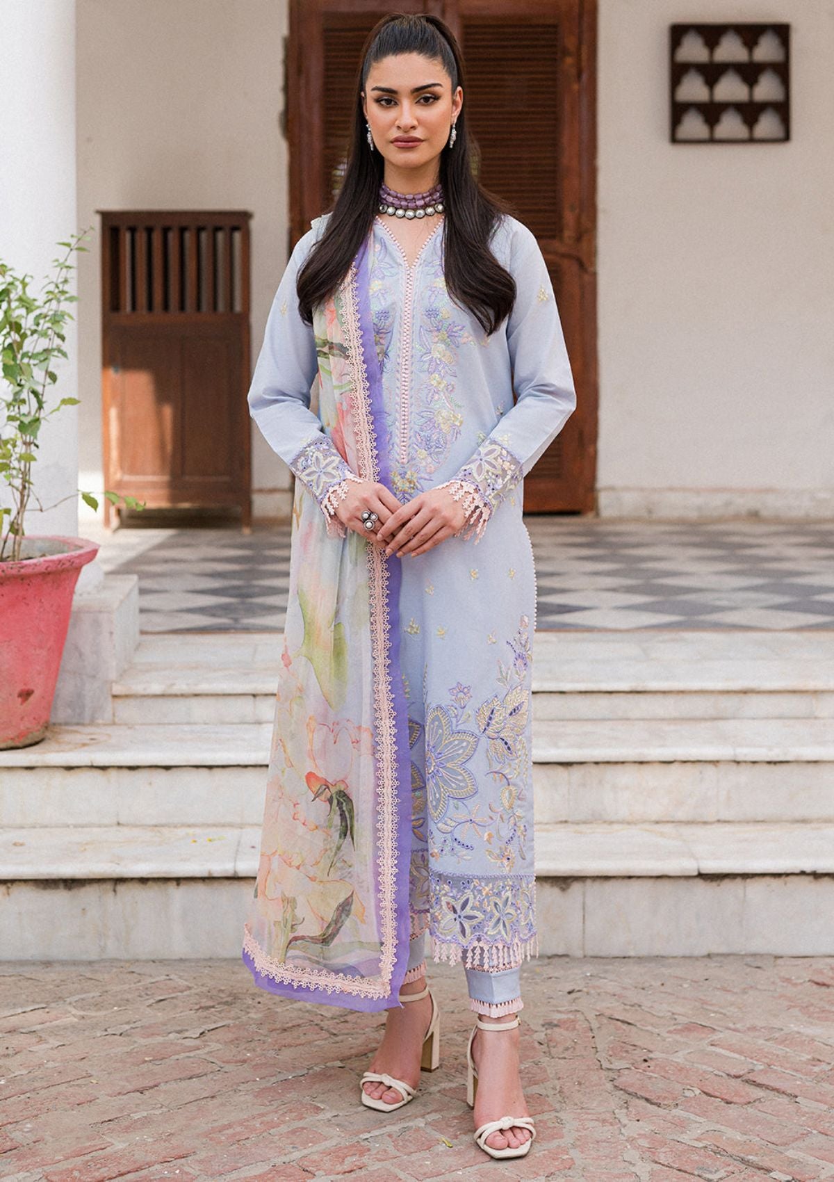 Lawn Collection - Roheenaz - Wisteria - S/S - RUN#24B (FARAH)