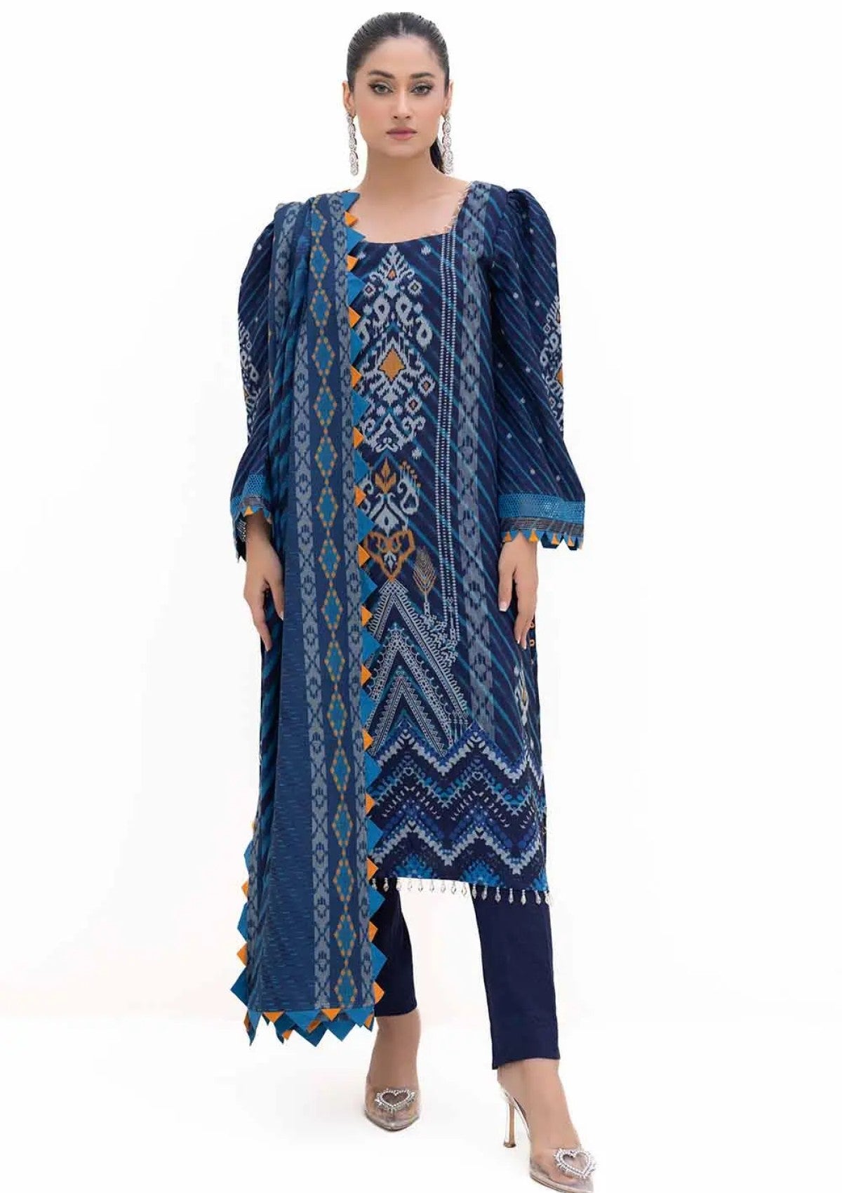 Winter Collection - Gul Ahmed - 3Pcs Unstitched 24 - DH-42003