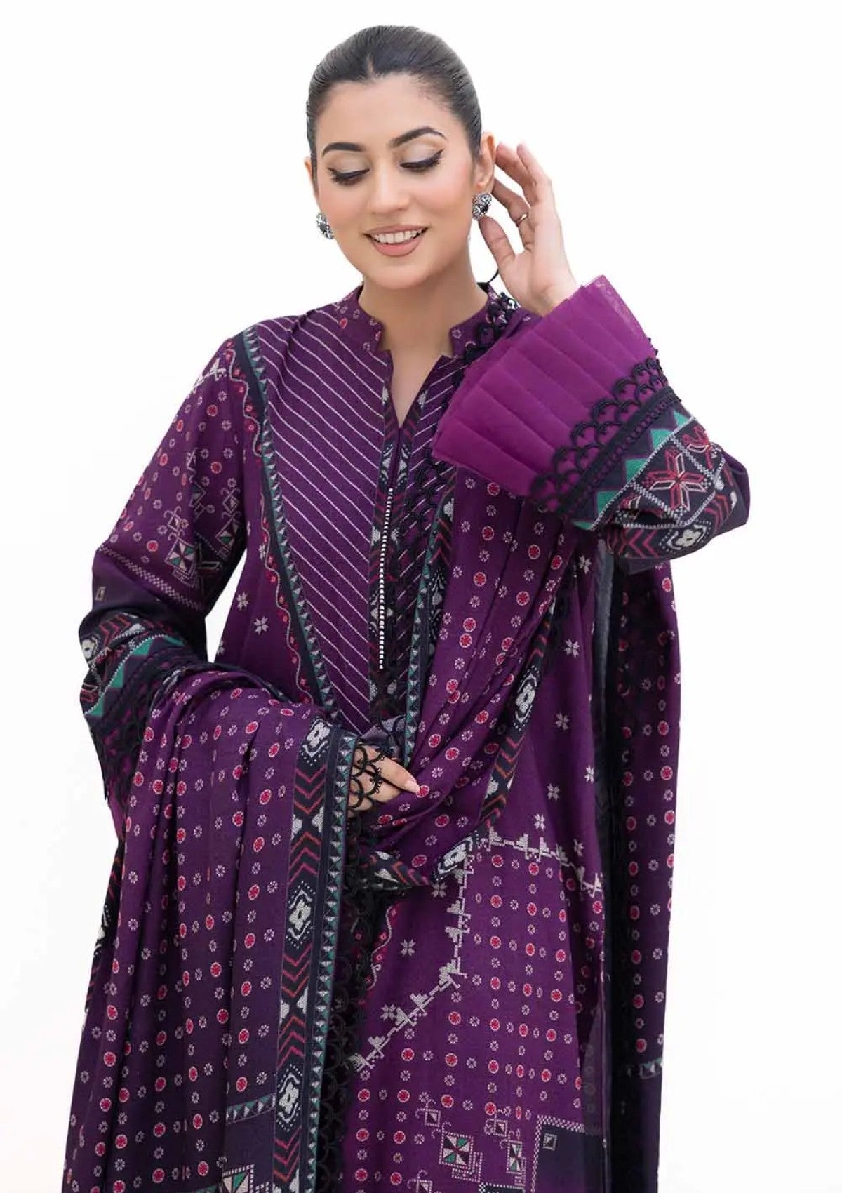 Winter Collection - Gul Ahmed - 3Pcs Unstitched 24 - DH-42008