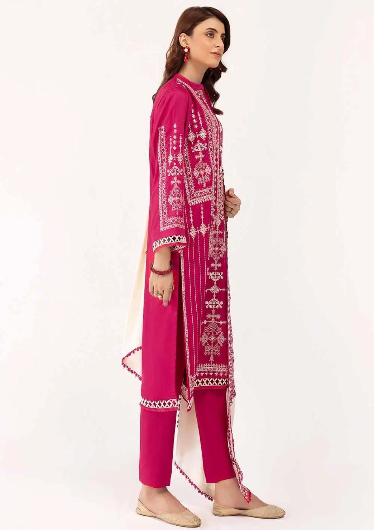 Winter Collection - Gul Ahmed - 3Pcs Unstitched 24 - CV-42013