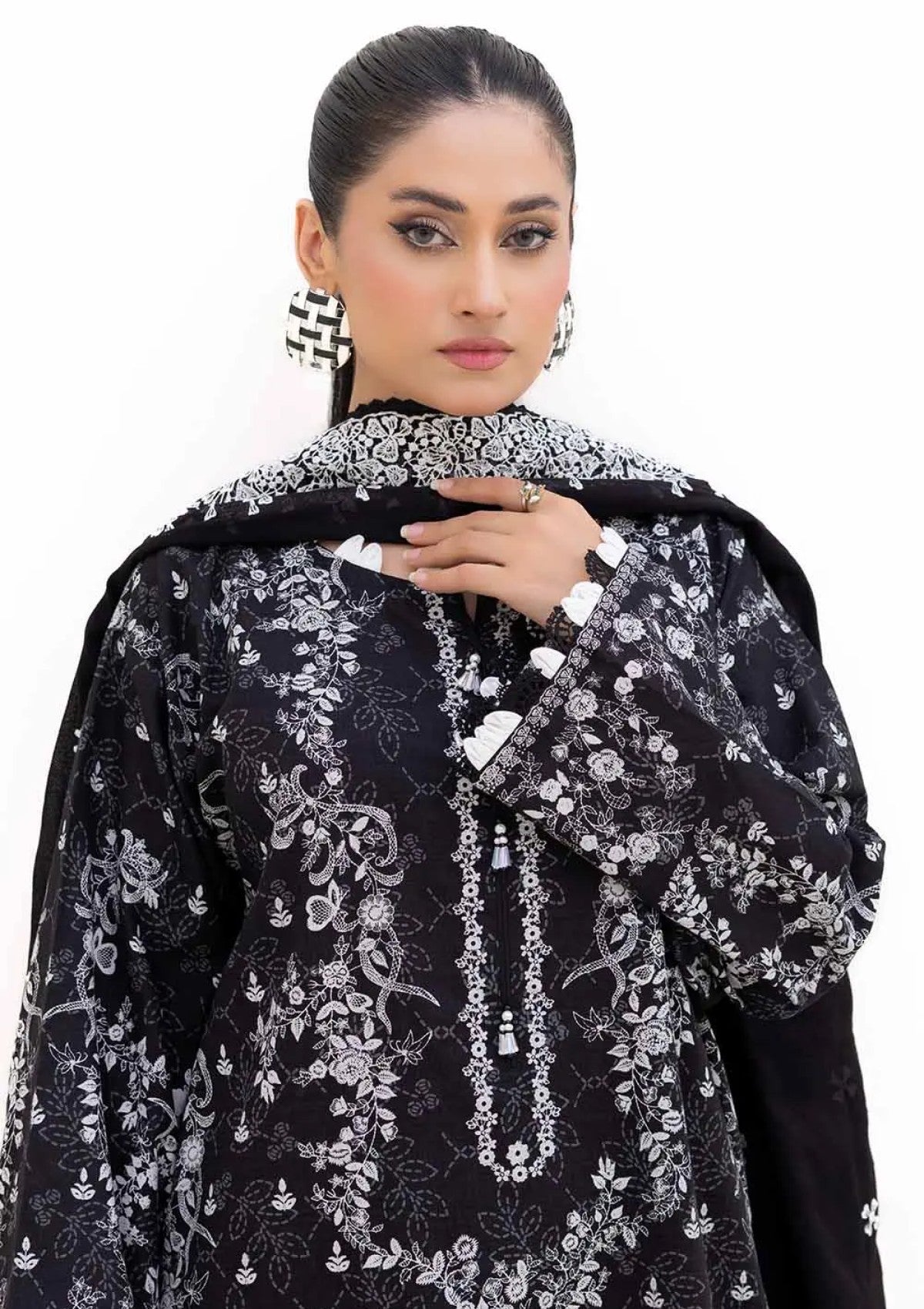 Winter Collection - Gul Ahmed - 3Pcs Unstitched 24 - CN-42002