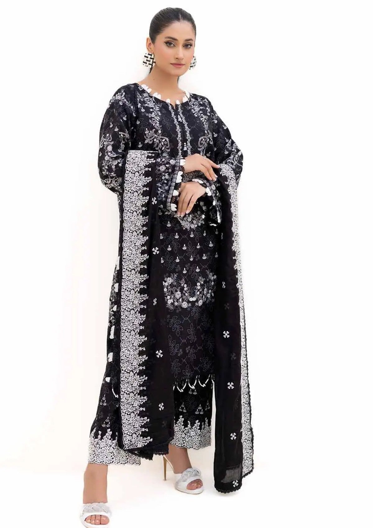 Winter Collection - Gul Ahmed - 3Pcs Unstitched 24 - CN-42002