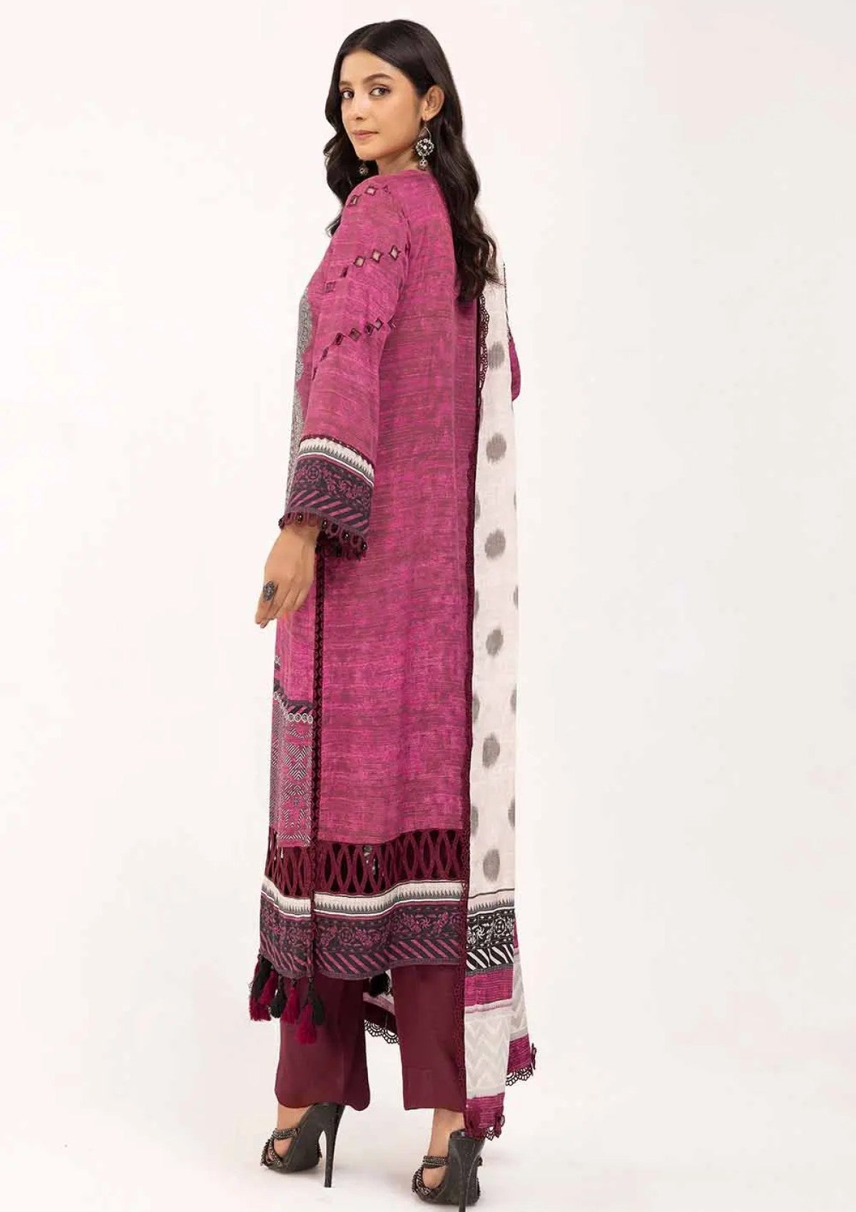 Winter Collection - Gul Ahmed - 3Pcs Unstitched 24 - CV-42004